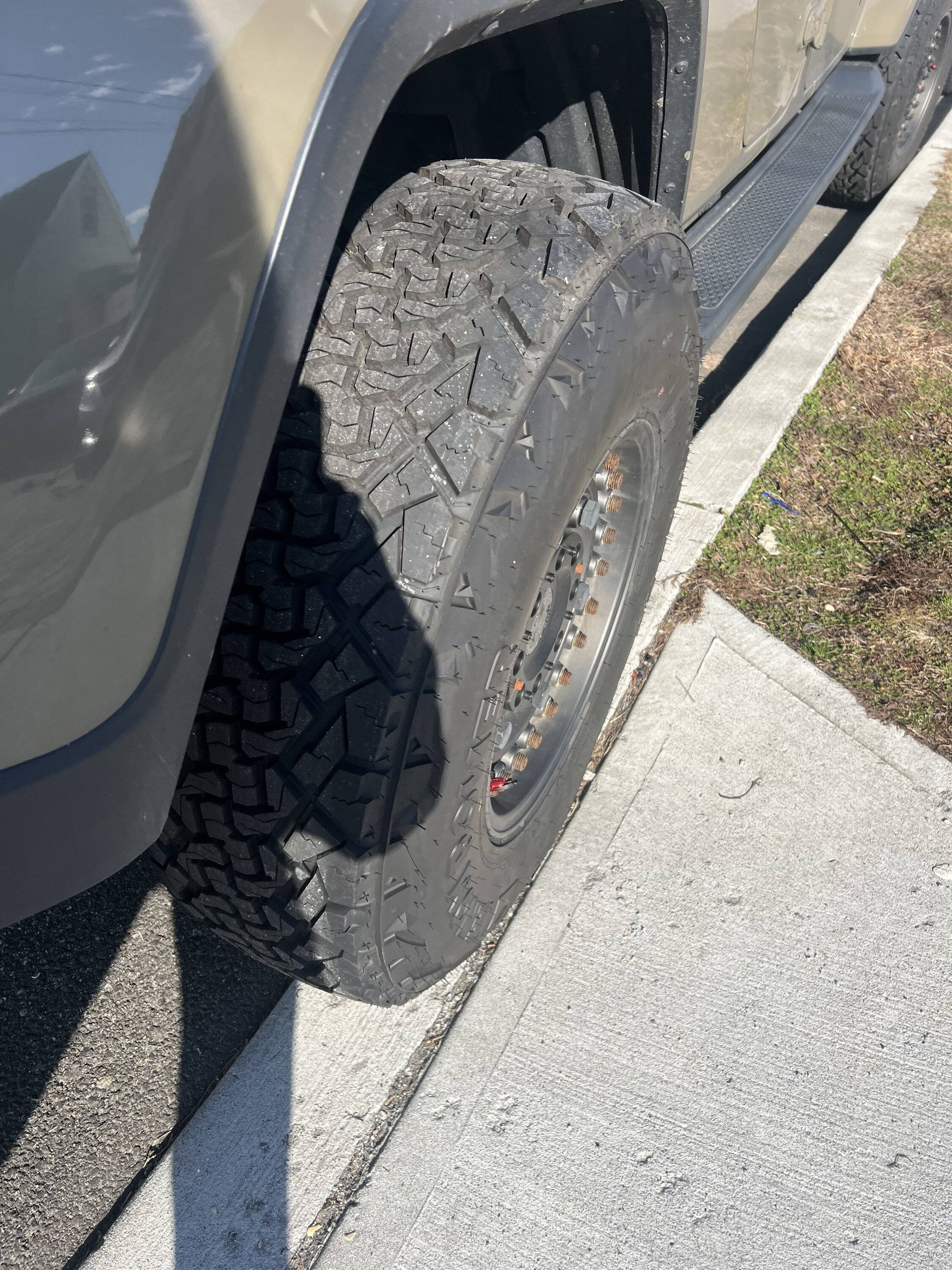 Jeep Gladiator Sold: Black rhino armory set of 4 $1200 IMG_4806.JPEG
