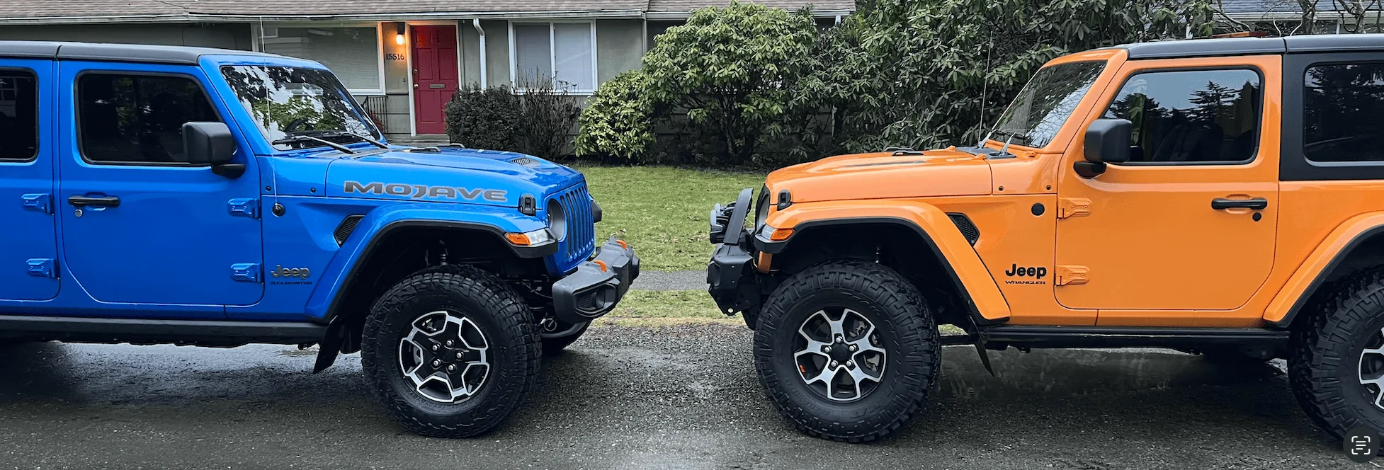 Jeep Gladiator Jeeps Parking Next To Jeeps Screenshot 2024-02-13 at 8.49.33 PM
