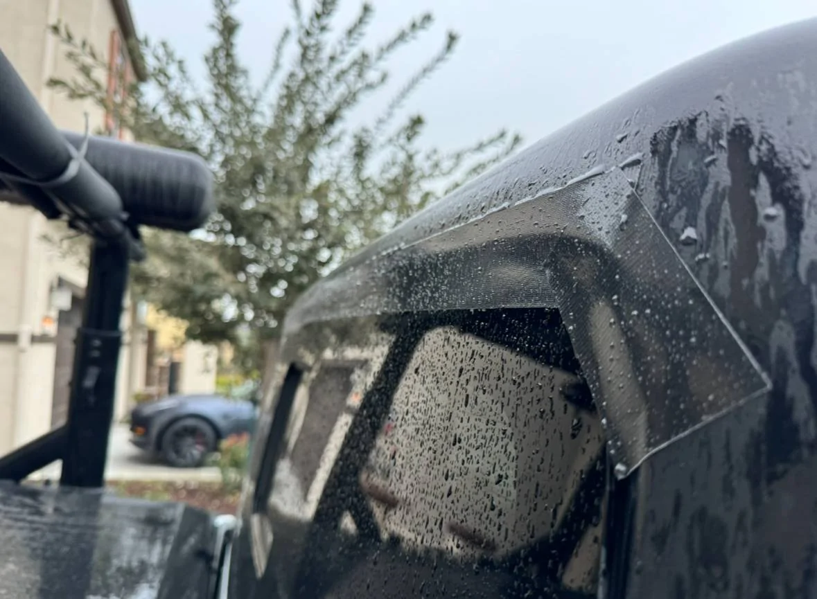 Jeep Gladiator 2020 Gladiator rear window leak (so far i suspected the actual small opening window, but actually it is entire top of the window) IMG_7177