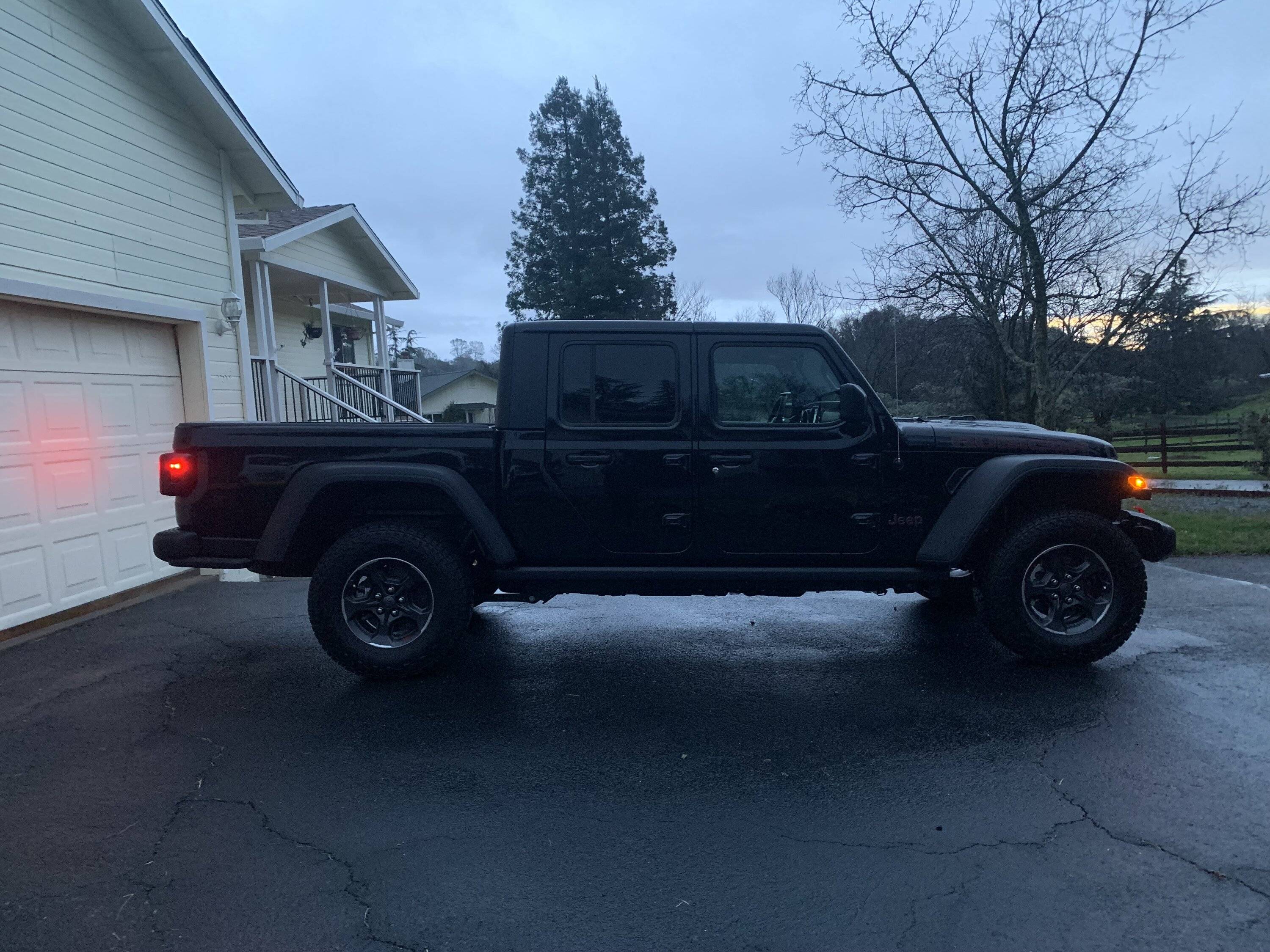 Jeep Gladiator Newby Looking for Security Options IMG_4176