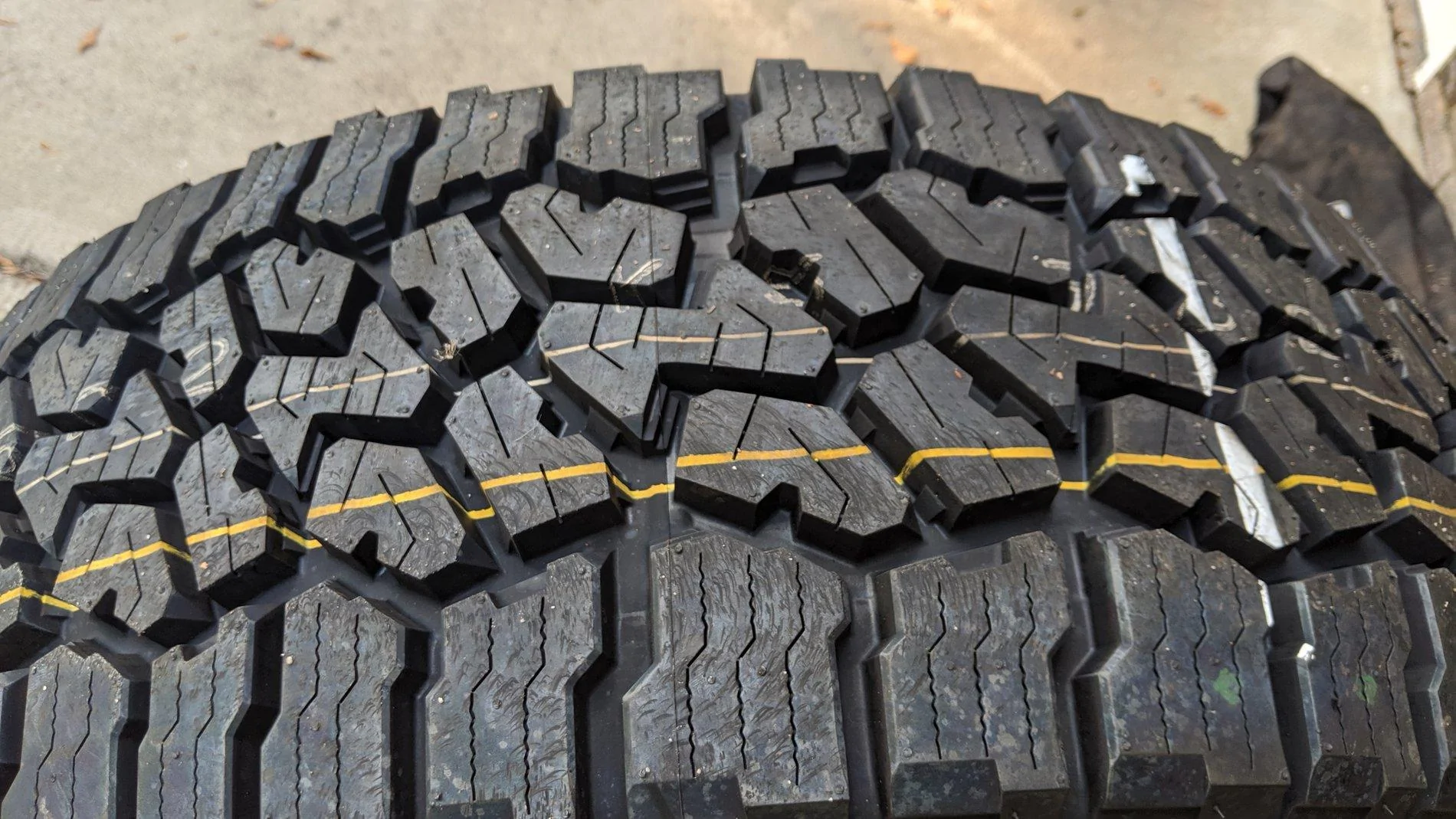 Jeep Gladiator 5 Rubicon Falken tires $800 IMG_20191001_093527
