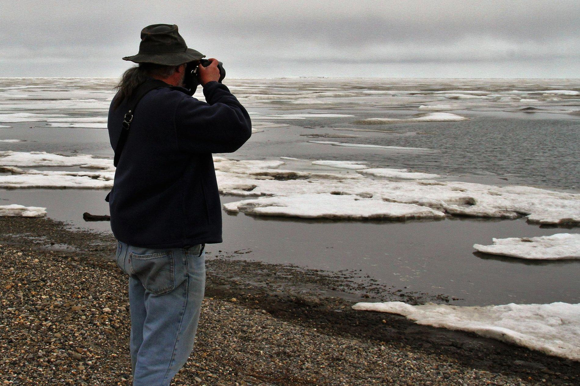 Jeep Gladiator Decided I hadn’t gone far enough.... Alaska Trip, May-Jul 16, Ray's Pics, 7_4596, Mark Shooting Arctic Ocean