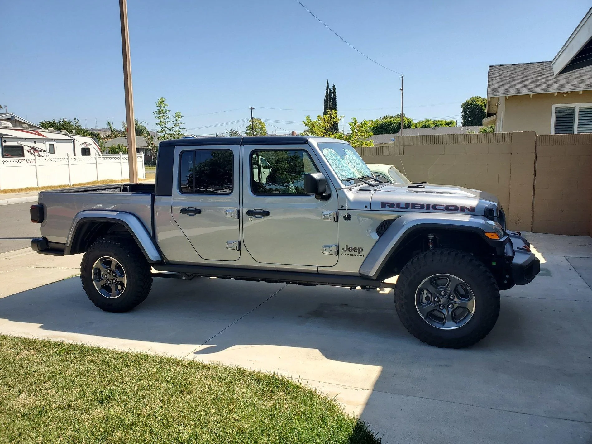 Jeep Gladiator BILLET SILVER Gladiator JT Club 20190907_112238
