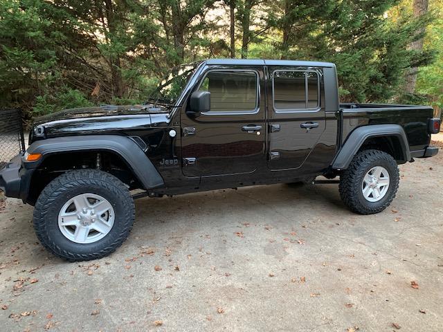 Jeep Gladiator Gladiators on Mopar 2" Lift Kit IMG_2169.JPG