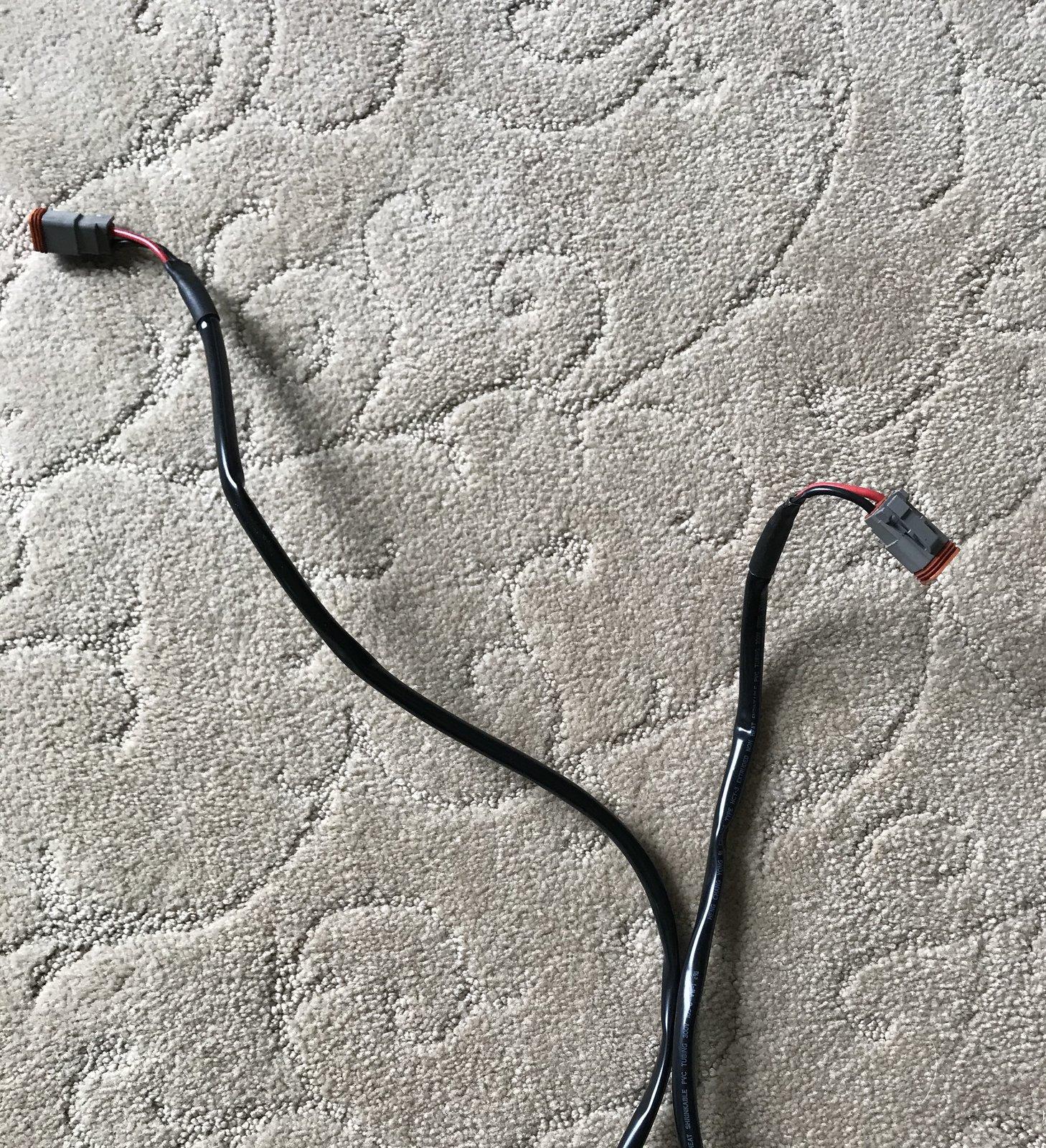 Jeep Gladiator A pillar spots 6F218430-067D-4AD5-9373-B968A026FB49