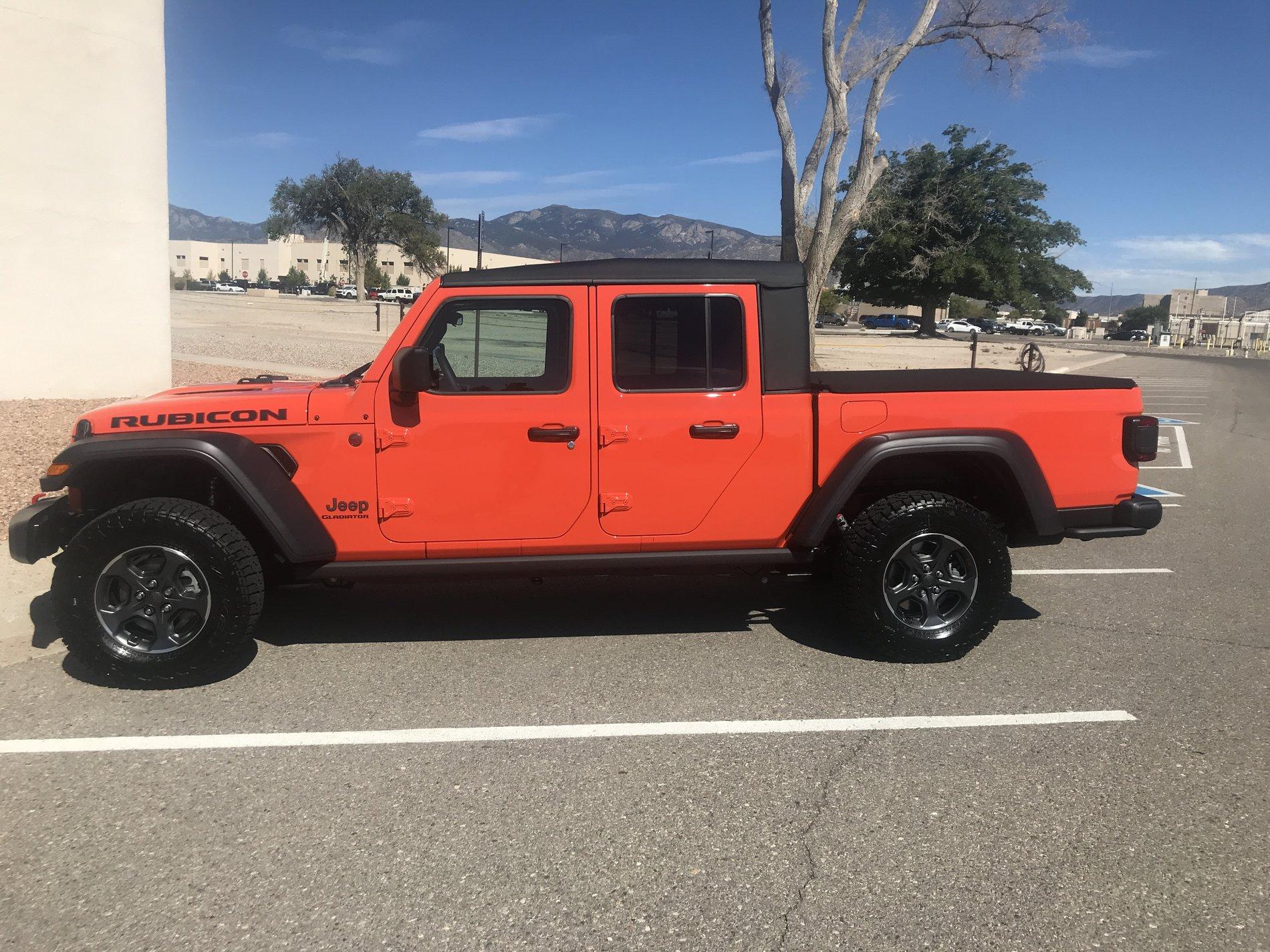Jeep Gladiator Took Delivery of Your JT? Sign in Here! 59174139886__509FE33F-8252-46CA-ABFC-5D557F5F48CA.JPG