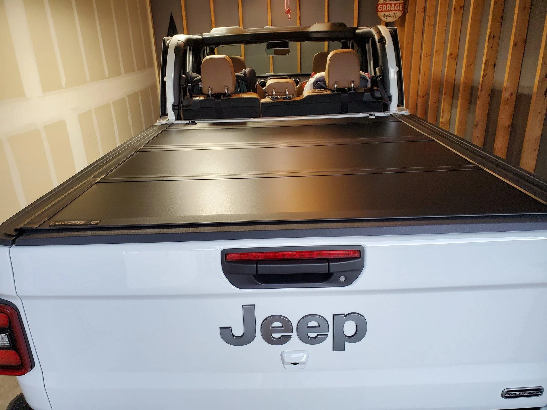 Jeep Gladiator Factory soft bed cover or mopar trifold hard cover ? 20190906_073109