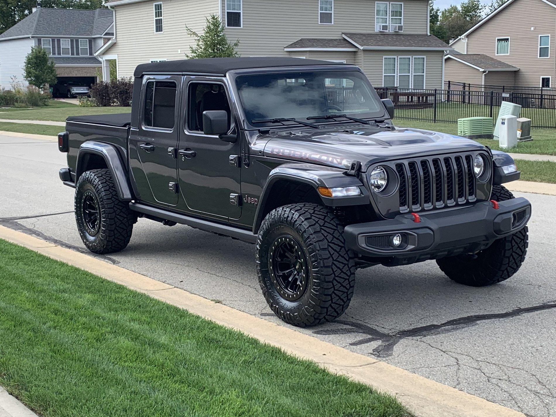 Jeep Gladiator What wheels are you putting on you JT? F4D76C44-3834-4E81-9D52-217CAF309CAD