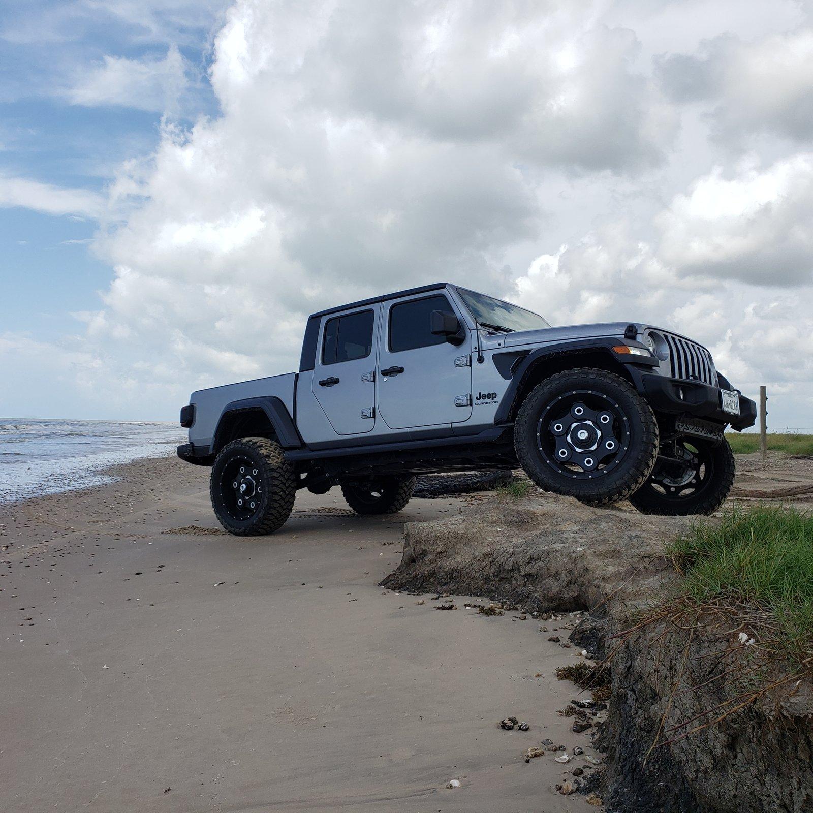 Jeep Gladiator Daily Driver 35's or 37's? 20190828_112805