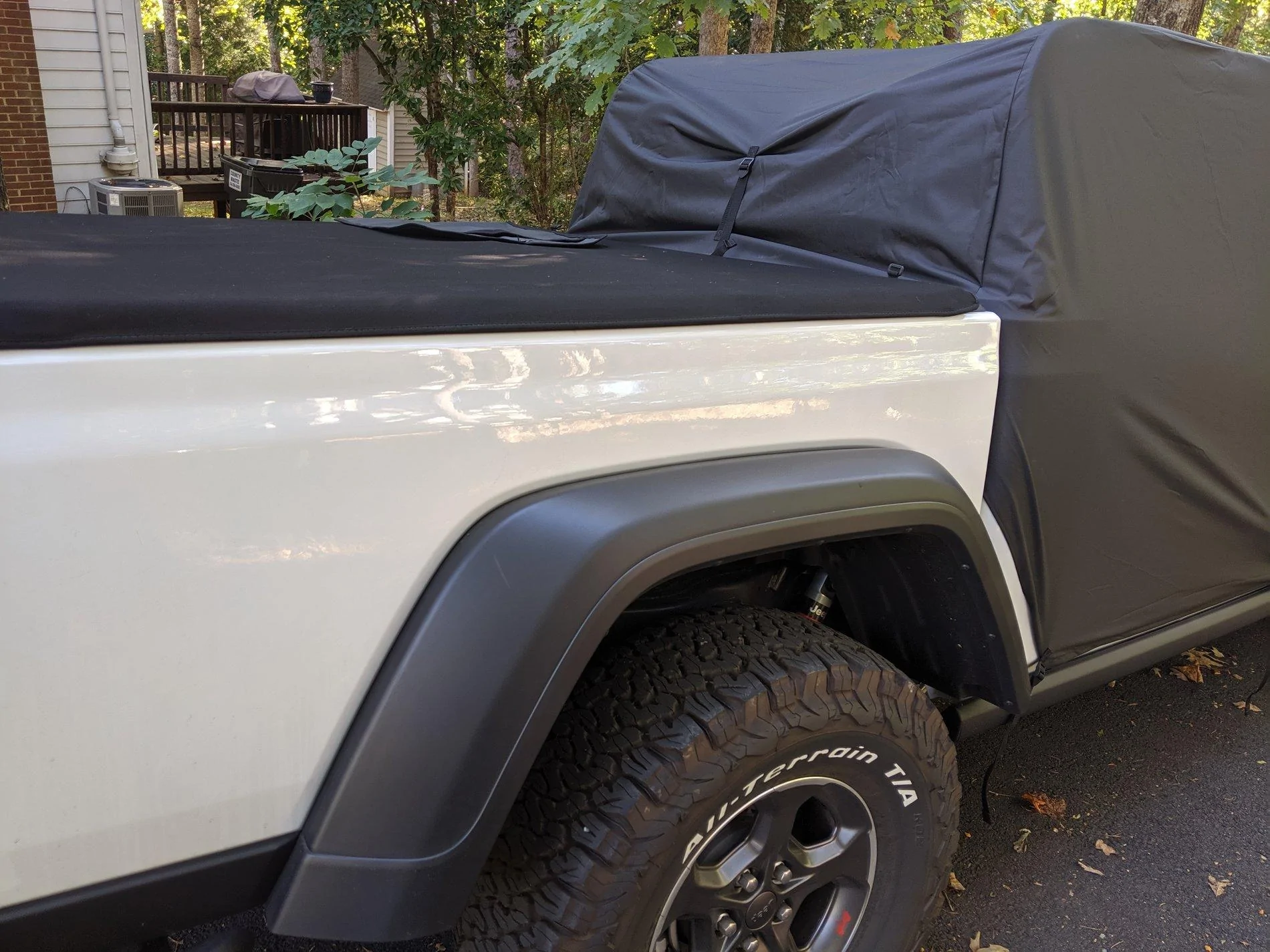 Jeep Gladiator My Mopar Gladiator vehicle cab cover came in today! IMG_20191004_162140