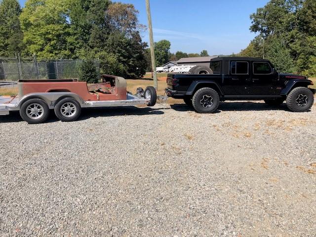 Jeep Gladiator Request: Gladiators with soft tops DF1890D9-A6F8-49FD-8E7F-41921D426EF4