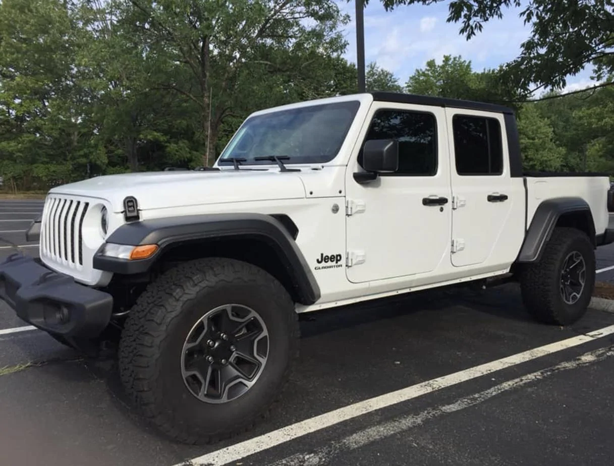 Jeep Gladiator GATOR Gladiator JT Club 1D47C846-6846-4870-A49D-2A5350BA5435
