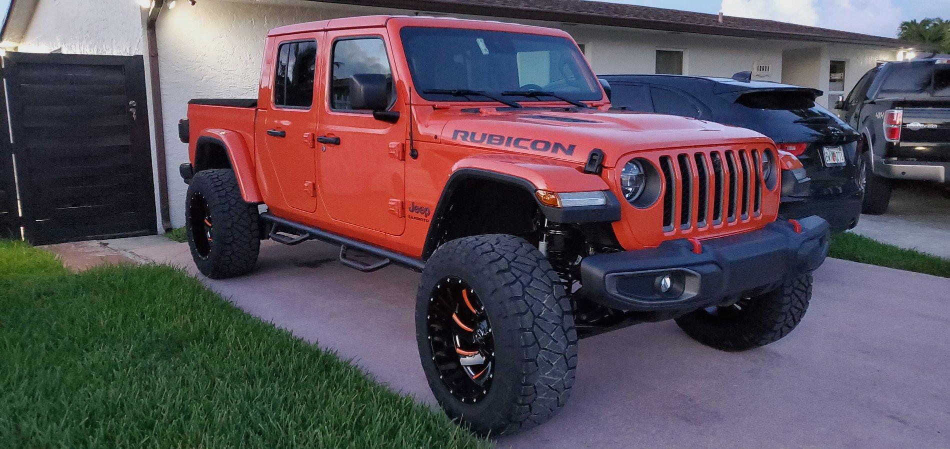 Jeep Gladiator What wheels/tires would you pick? 20191005_191253