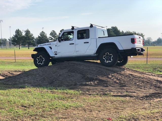 Jeep Gladiator First Time Wheelin....and a Gladiator Wins a Prize! IMG_2439.JPG