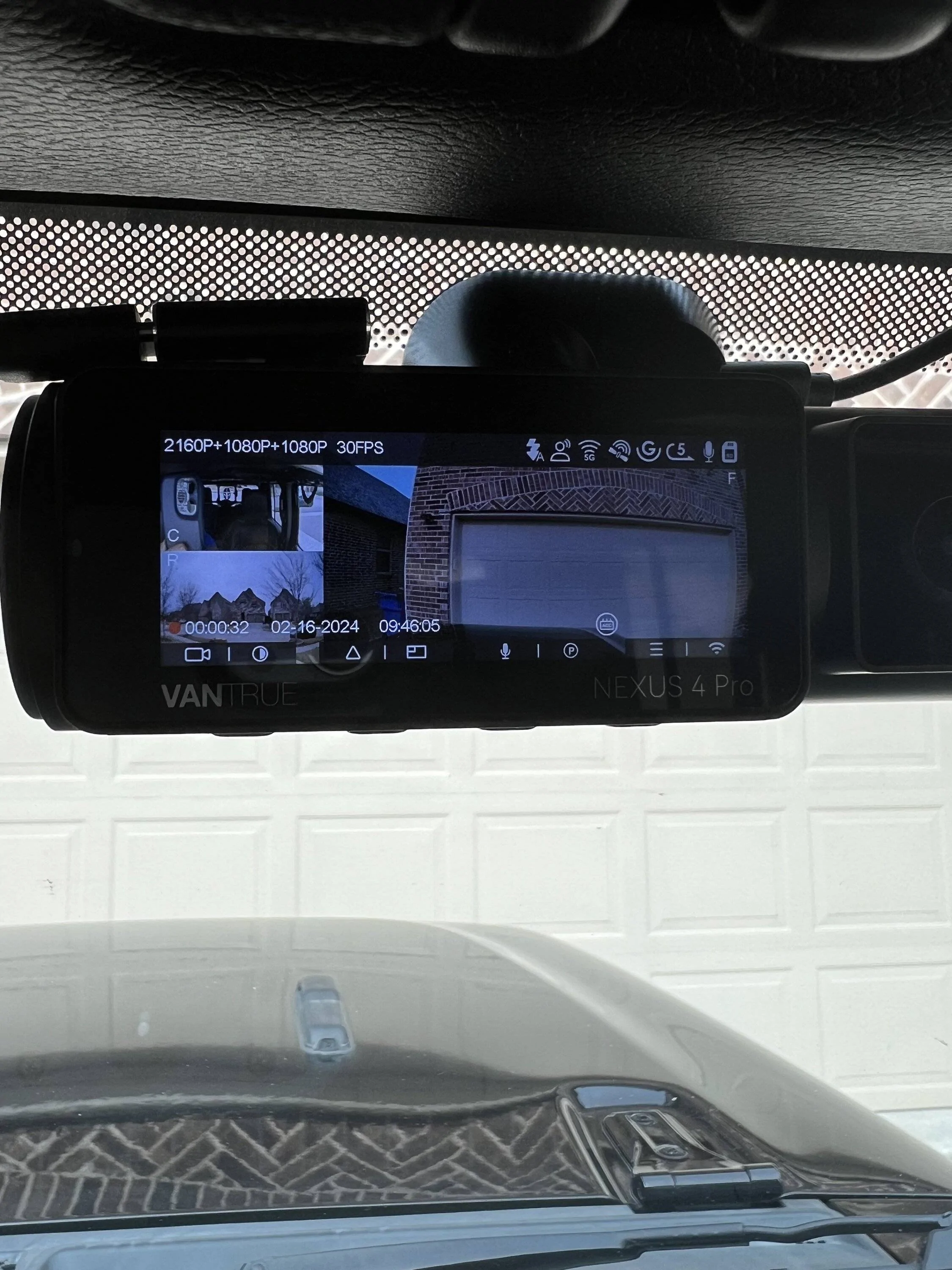 Jeep Gladiator Vantrue N4 Pro Dashcam installed IMG_8169