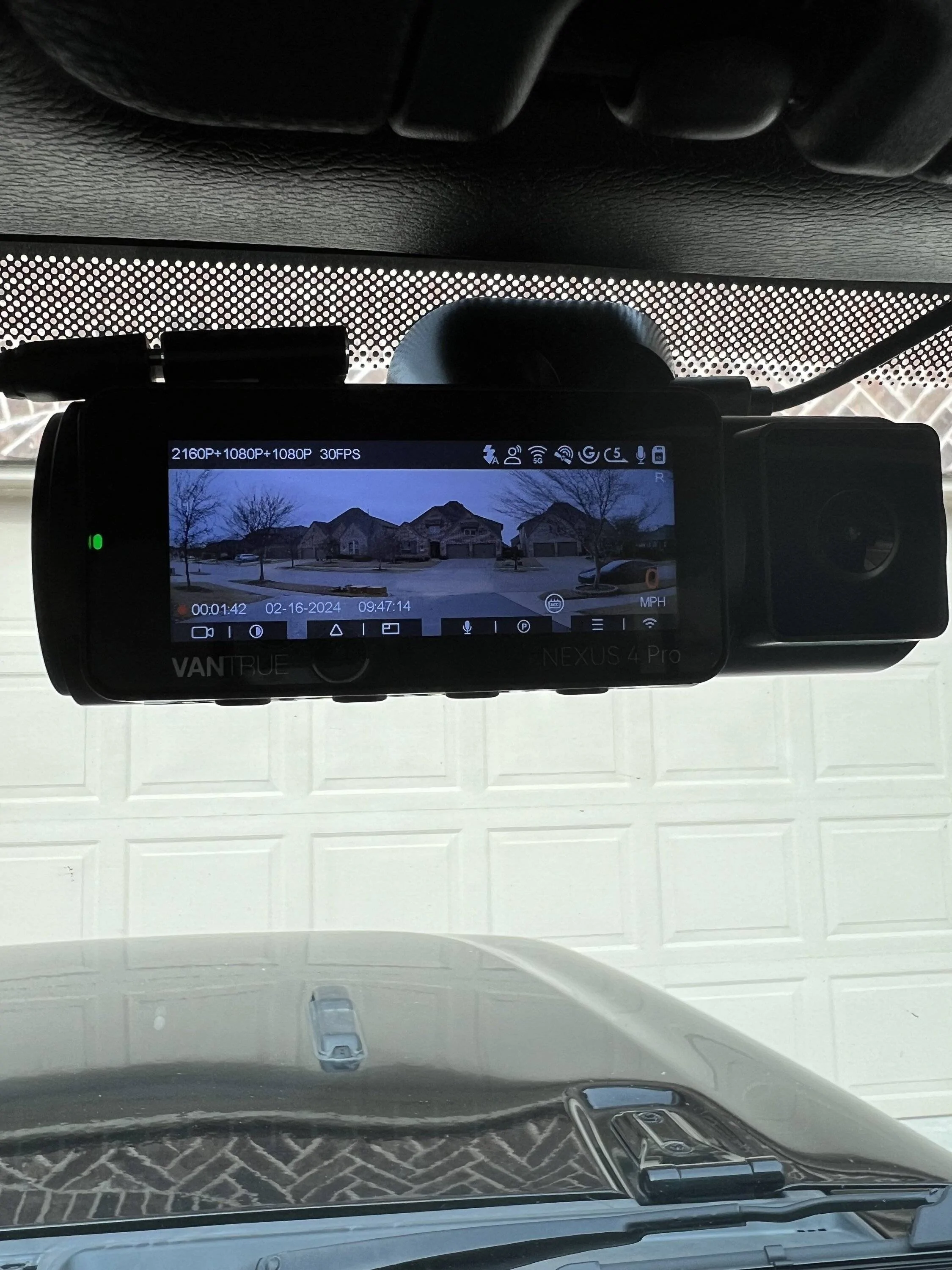 Jeep Gladiator Vantrue N4 Pro Dashcam installed IMG_8172