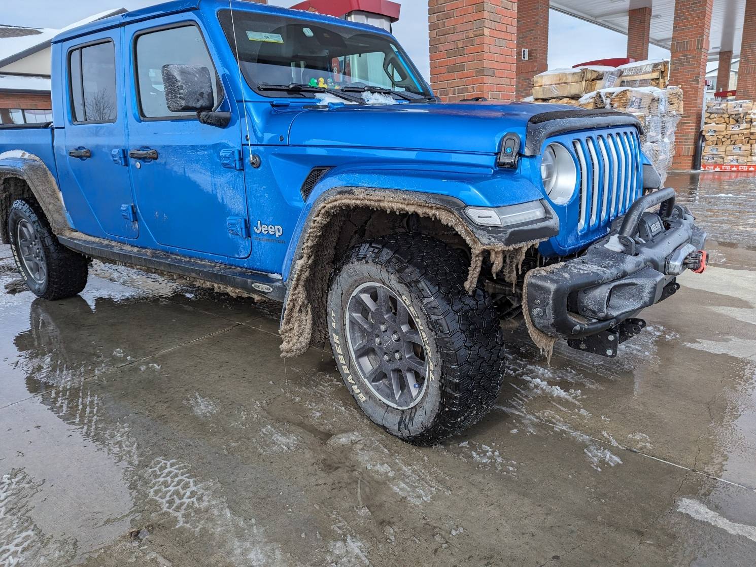 Jeep Gladiator Newby Looking for Security Options PXL_20240216_173646334