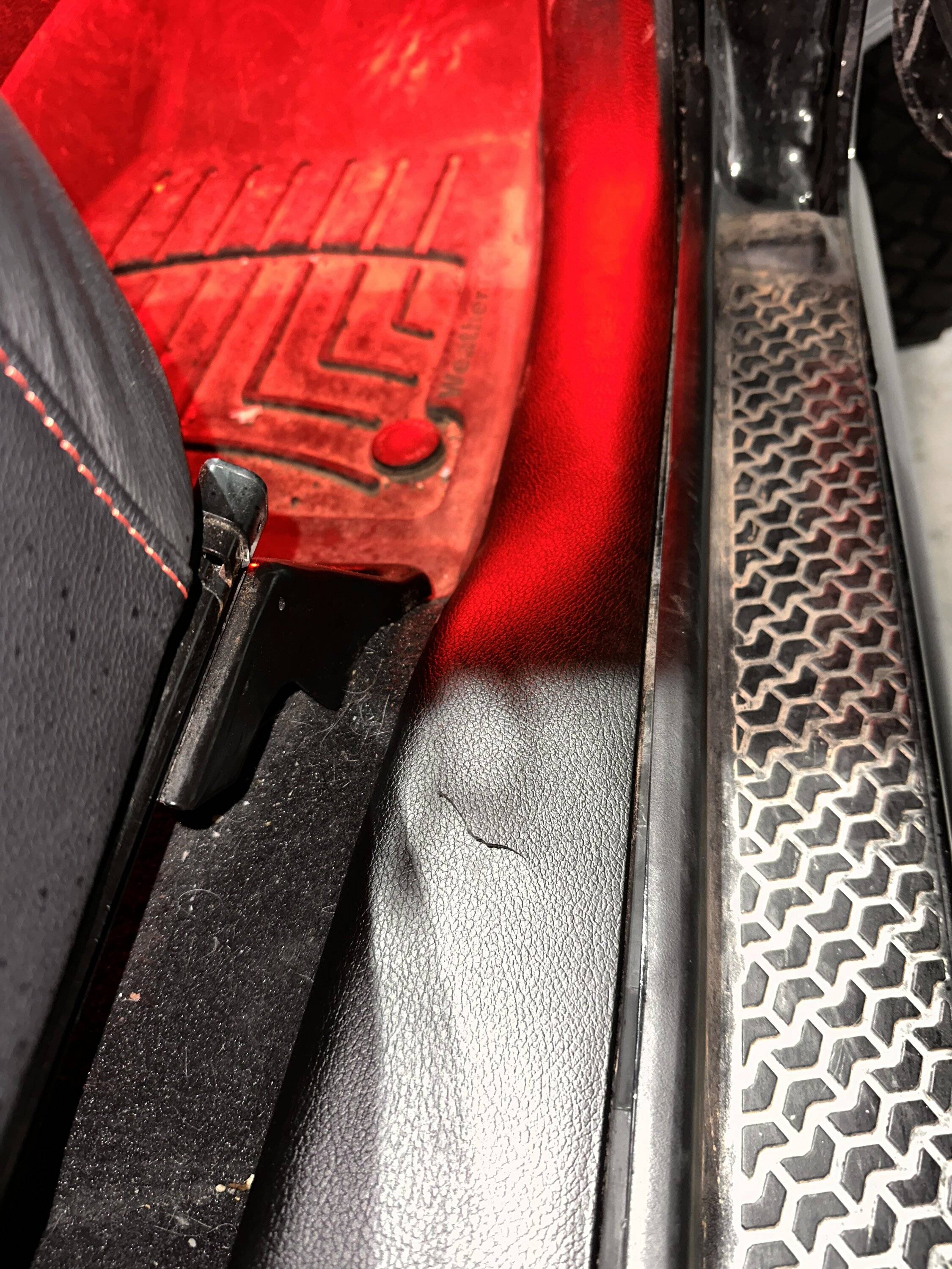 Jeep Gladiator What is this trim panel called IMG_5316