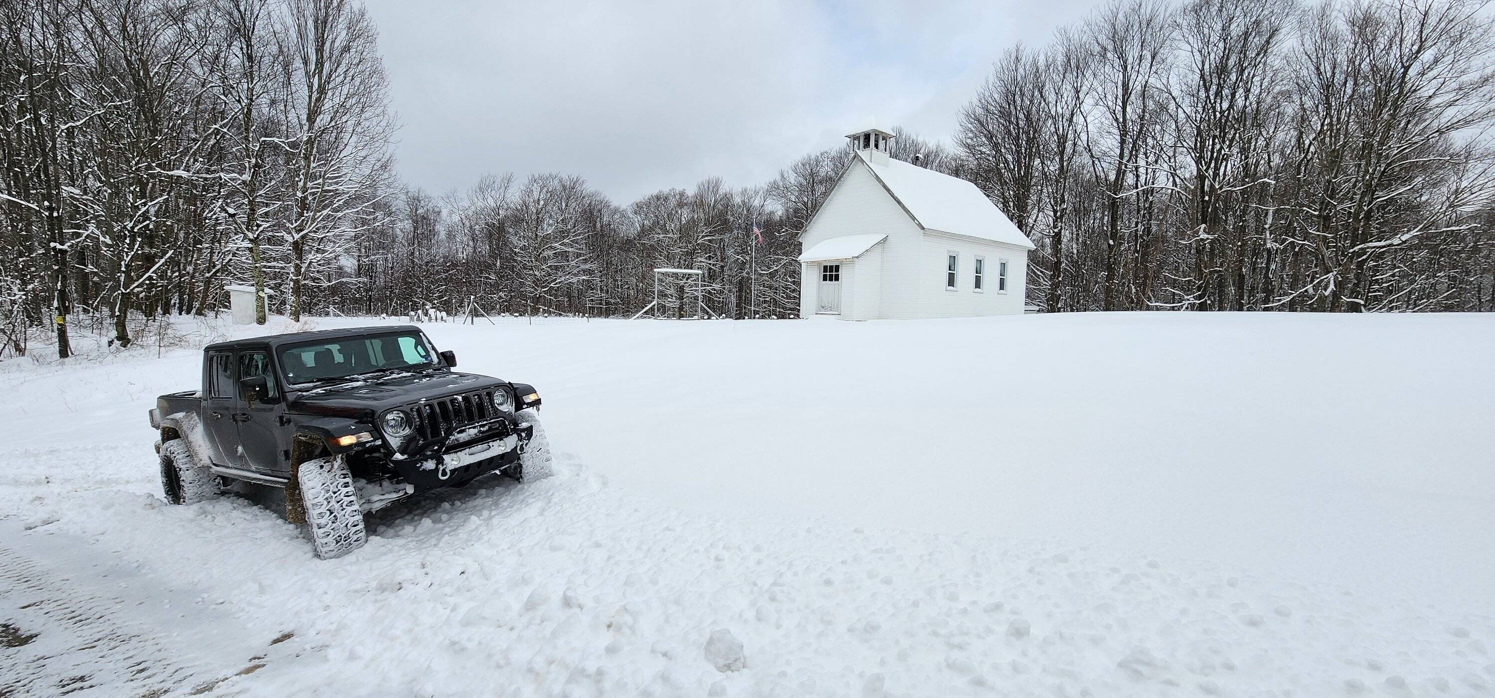 Jeep Gladiator Gladiators Snow Wheeling - Post Your Pics! 20240217_140451