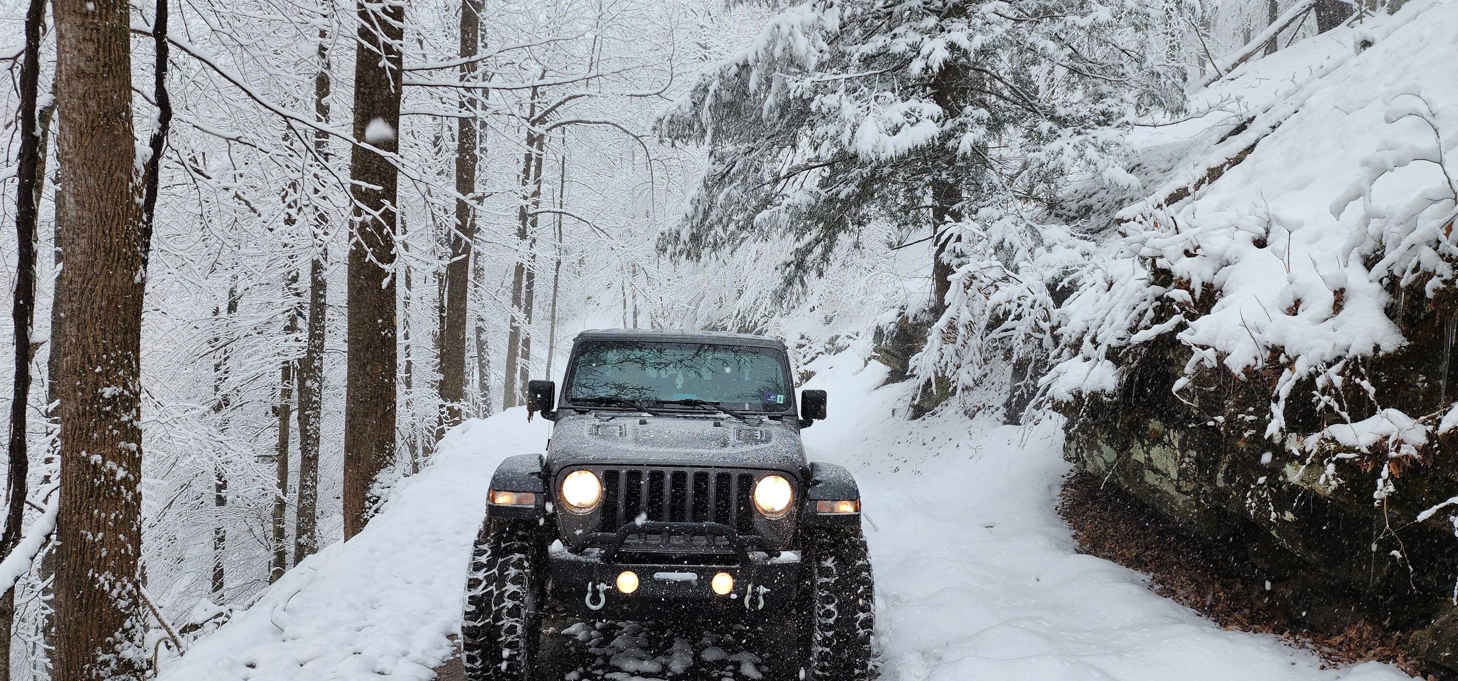 Jeep Gladiator Gladiators Snow Wheeling - Post Your Pics! 20240217_132148