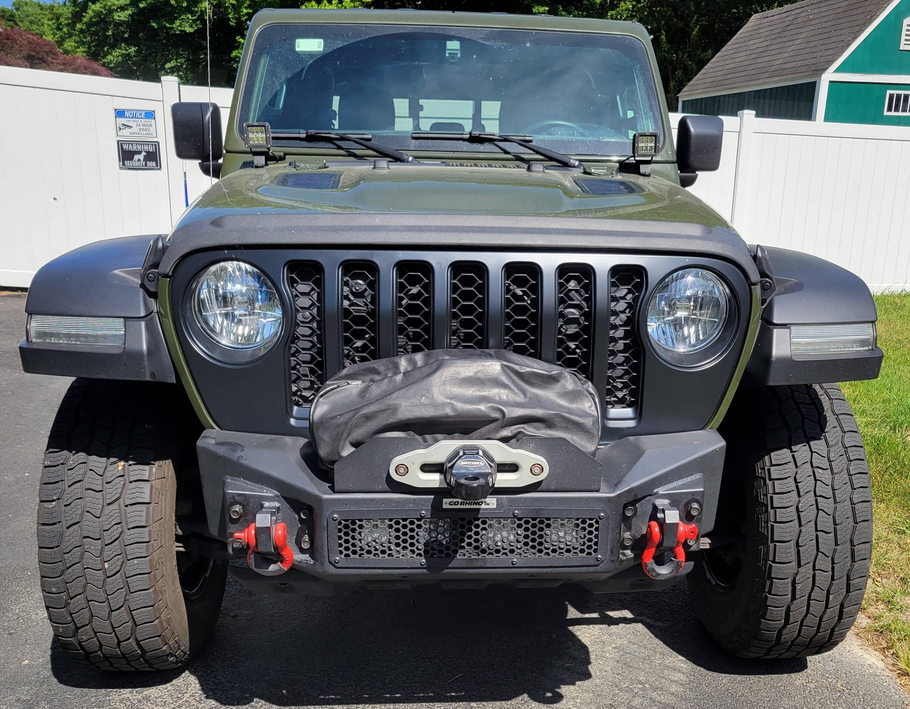 Jeep Gladiator Cover that winch, or let the elements have their way with it? 20230526_153250