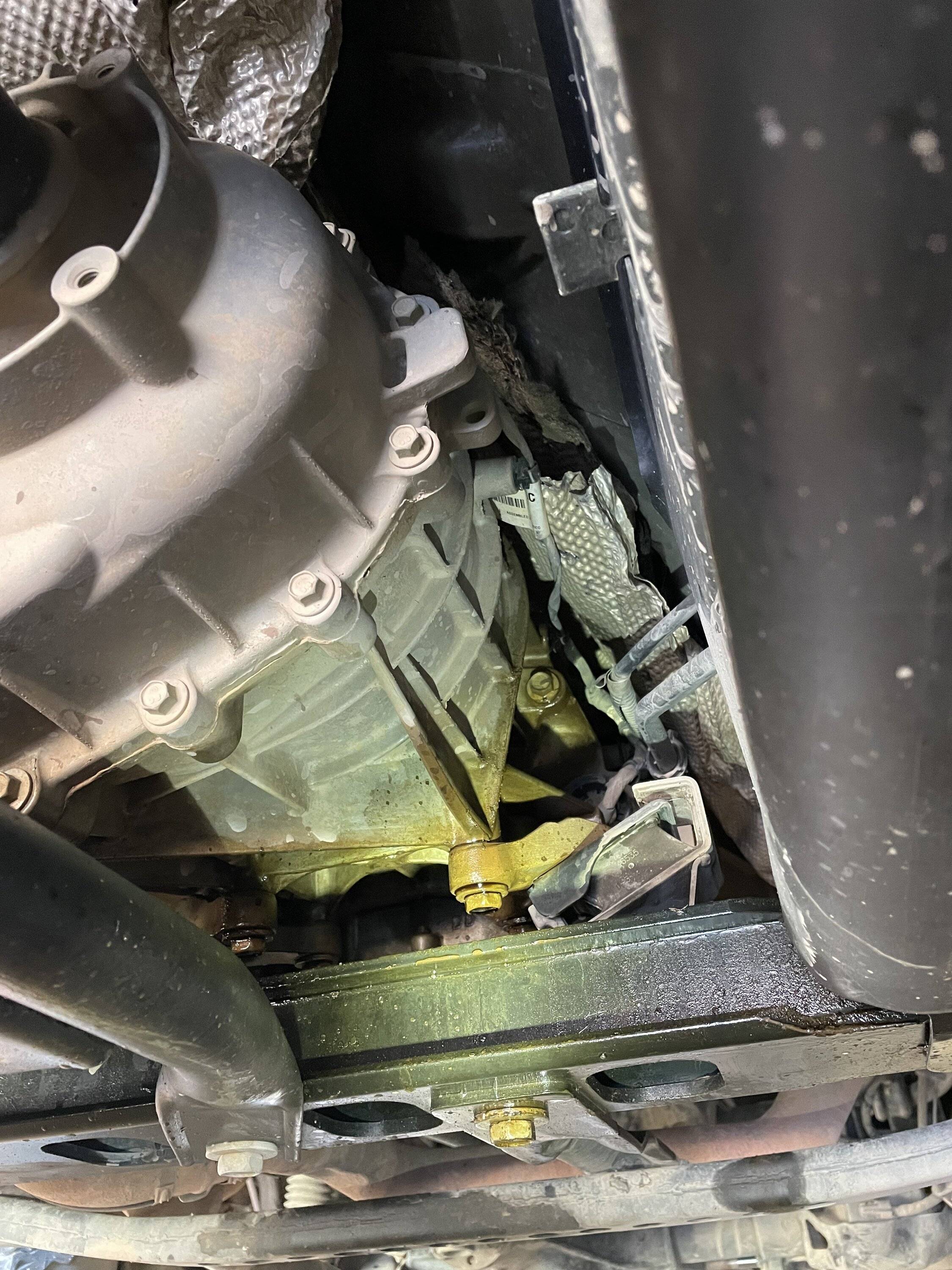 Jeep Gladiator Odd oil leak from back of JTR engine IMG_4232