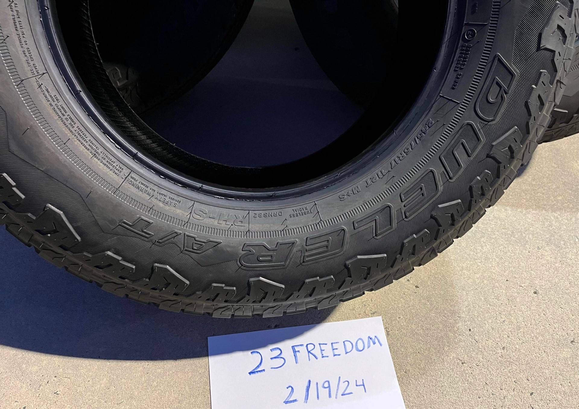 Jeep Gladiator (5) Bridgestone Dueler A/T 245/75R17 - Under 1500 miles - $300 OBO 5