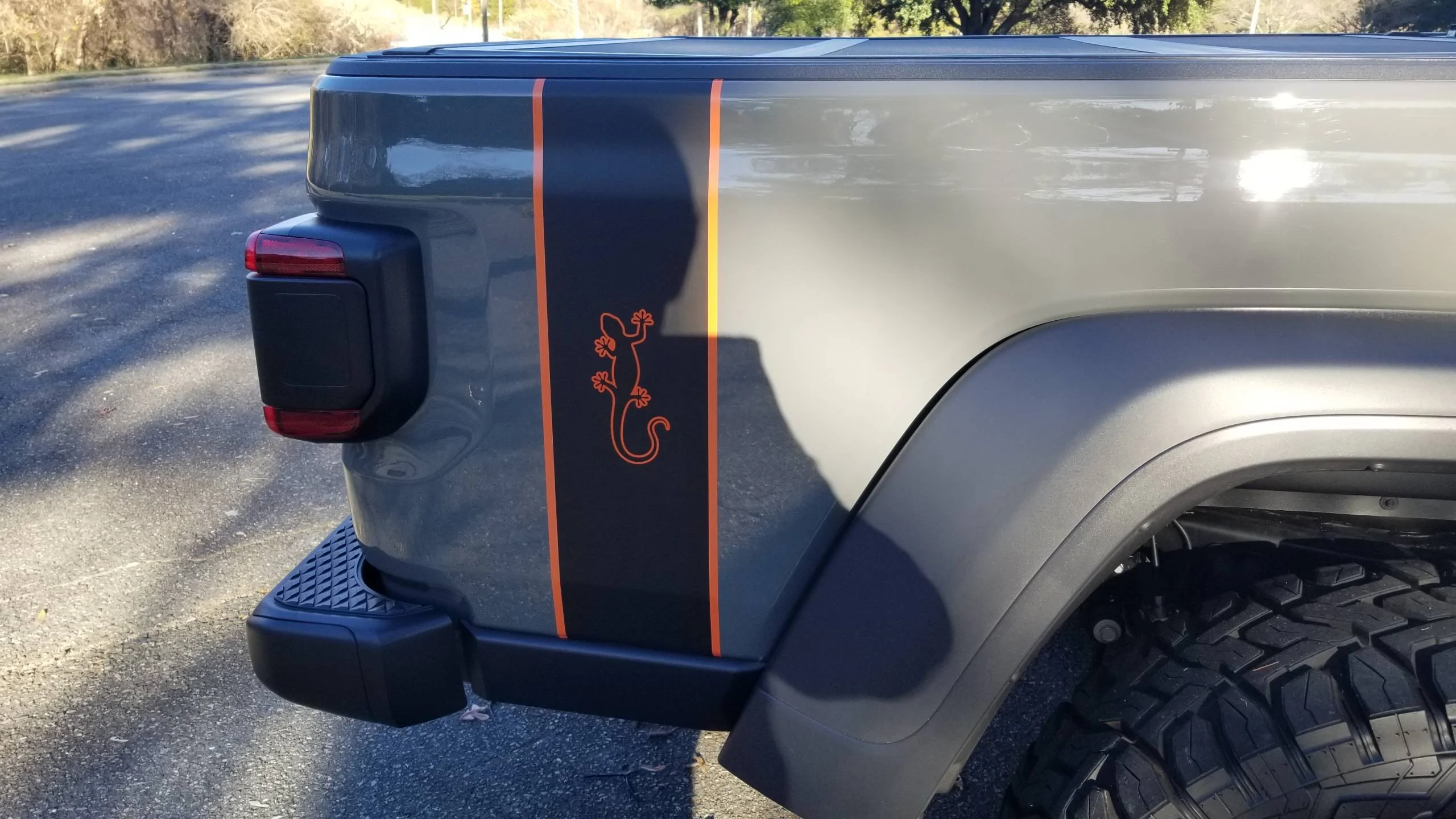 Jeep Gladiator Gladiator Bedside Bands:  photos and info 20231119_151644