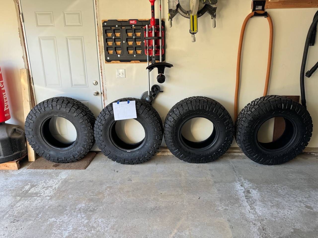 Jeep Gladiator FOR SALE: Nitto Ridge Grapplers (35/11.5/r17) 4 Tires IMG_0403