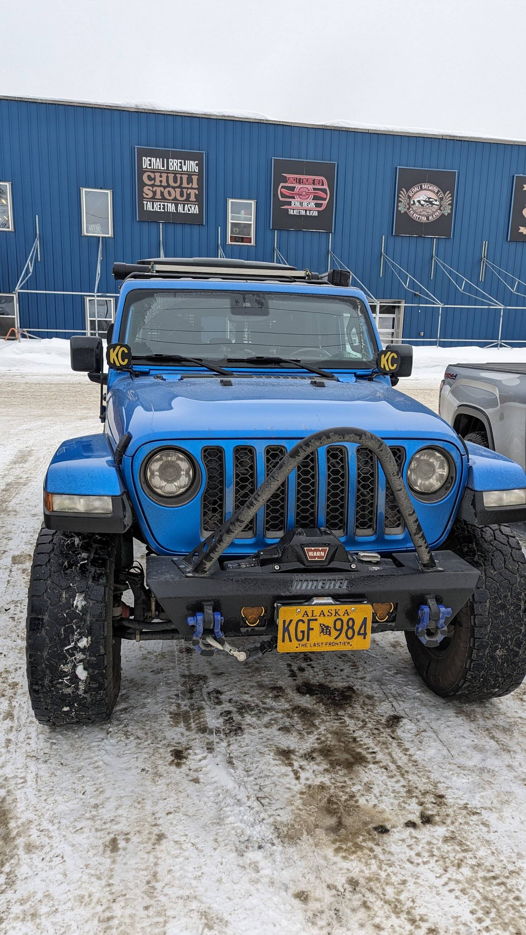 Jeep Gladiator Alaska Daily Drivers: Hydro Blue 80A and Bright White JTR PXL_20240218_212542023