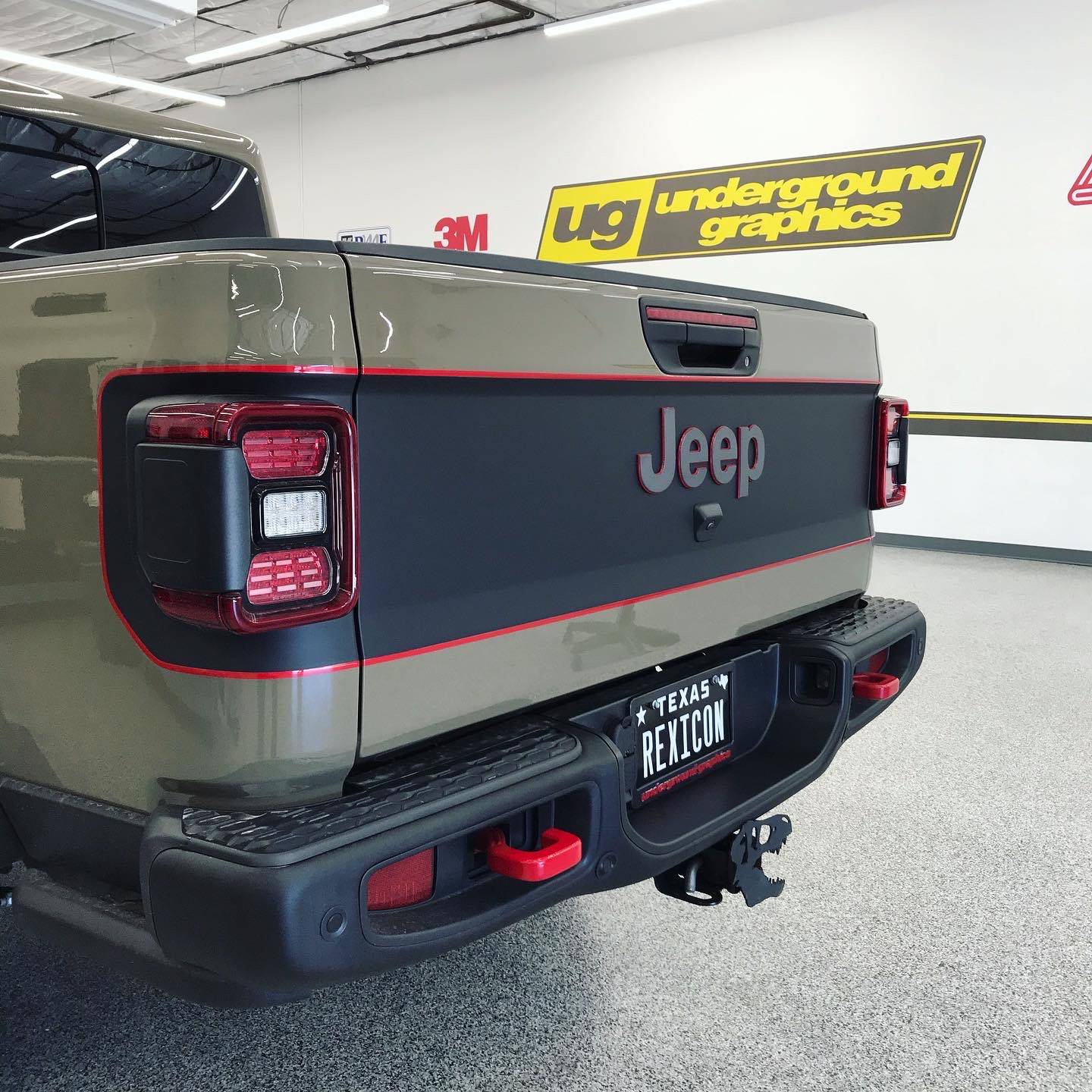 Jeep Gladiator Jeep Gladiator Tailgate Wrap JNQL6860.JPG