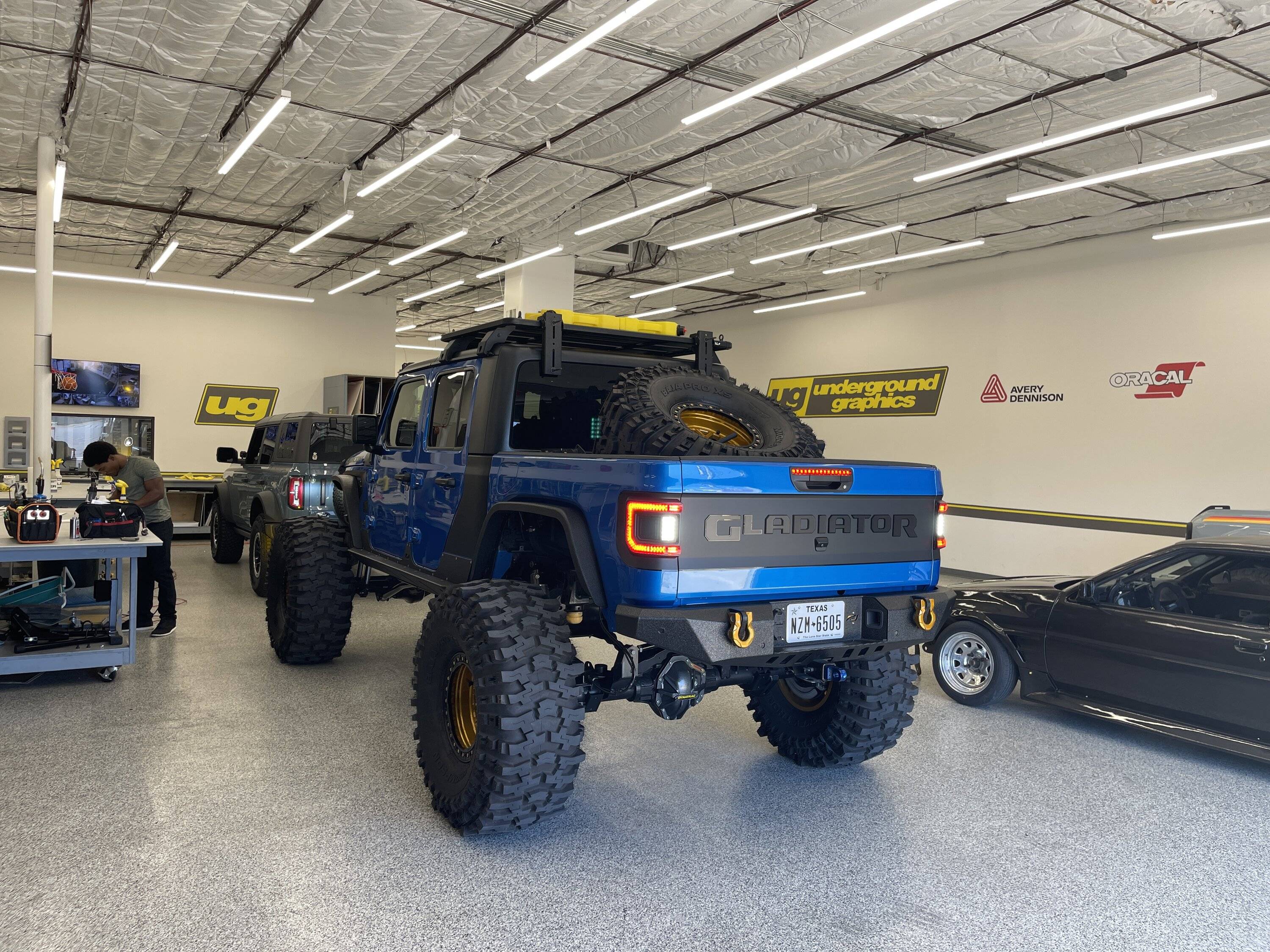 Jeep Gladiator Jeep Gladiator Tailgate Wrap IMG_7099.JPG
