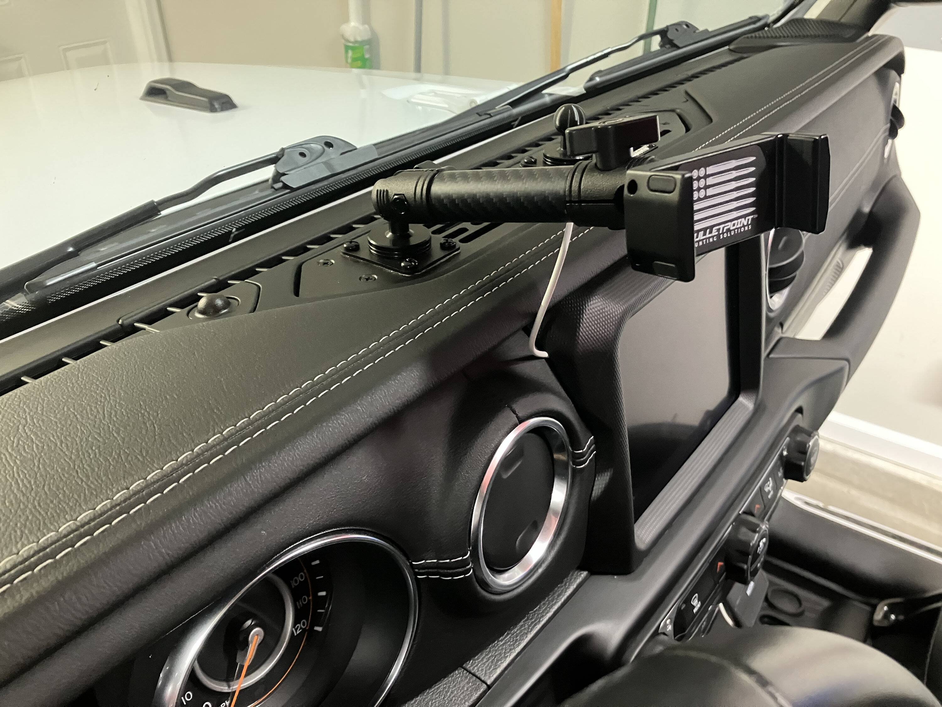 Jeep Gladiator Bullet Proof or 67 Designs Phone Mount IMG_4217