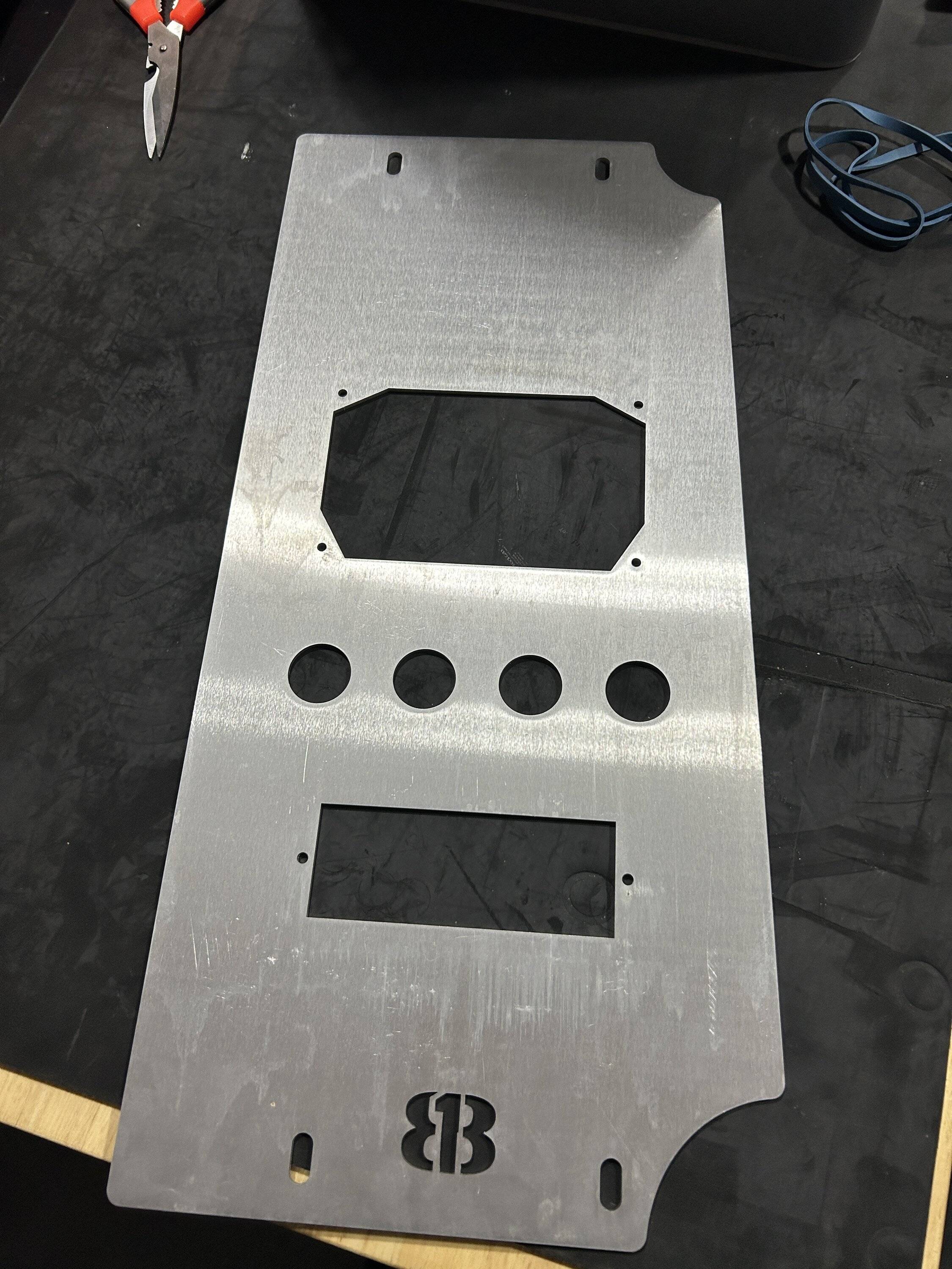 Jeep Gladiator Alu-Cab Canopy Camper Roll Call IMG_4106.JPG