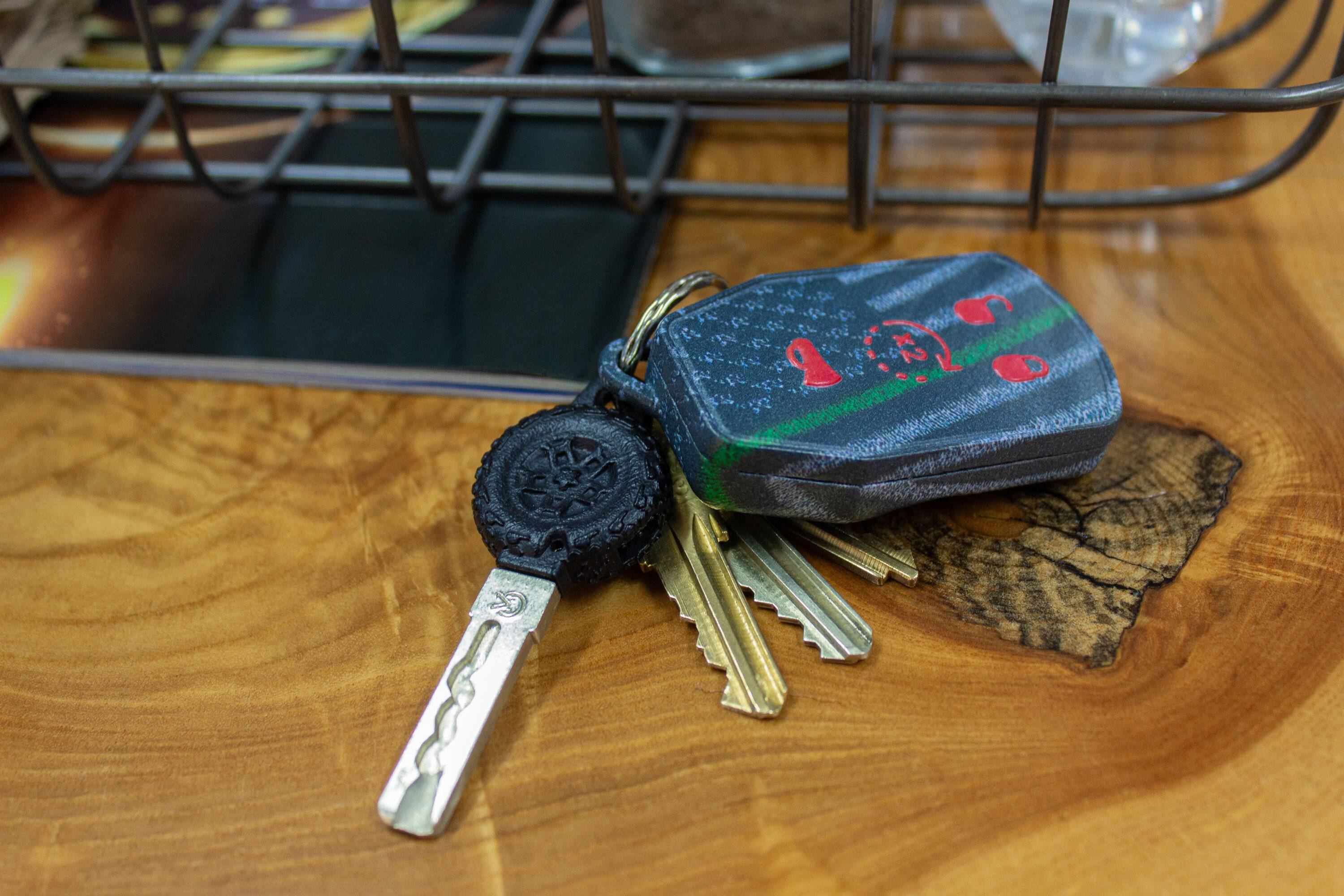 Jeep Gladiator ?‍♀️ For Our Heroes ---Thin Line Fob Series... Our ❤️'s are with you! Greenline_flag_fob