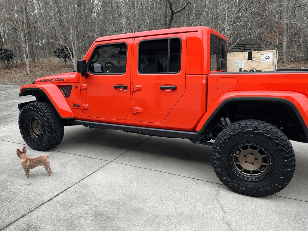 Jeep Gladiator Show me your bronze wheels 1708699399391