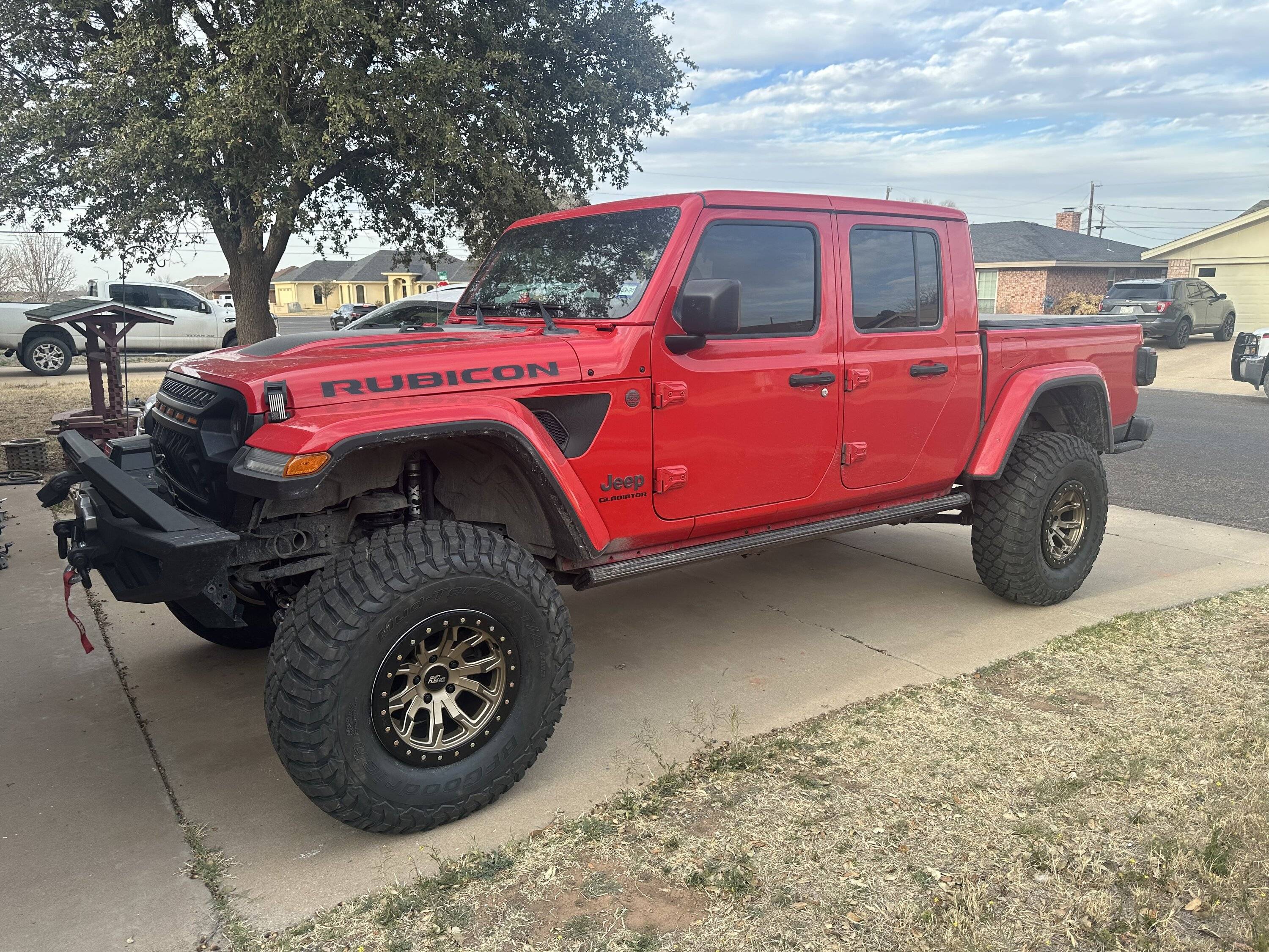Jeep Gladiator Show me your bronze wheels IMG_0687