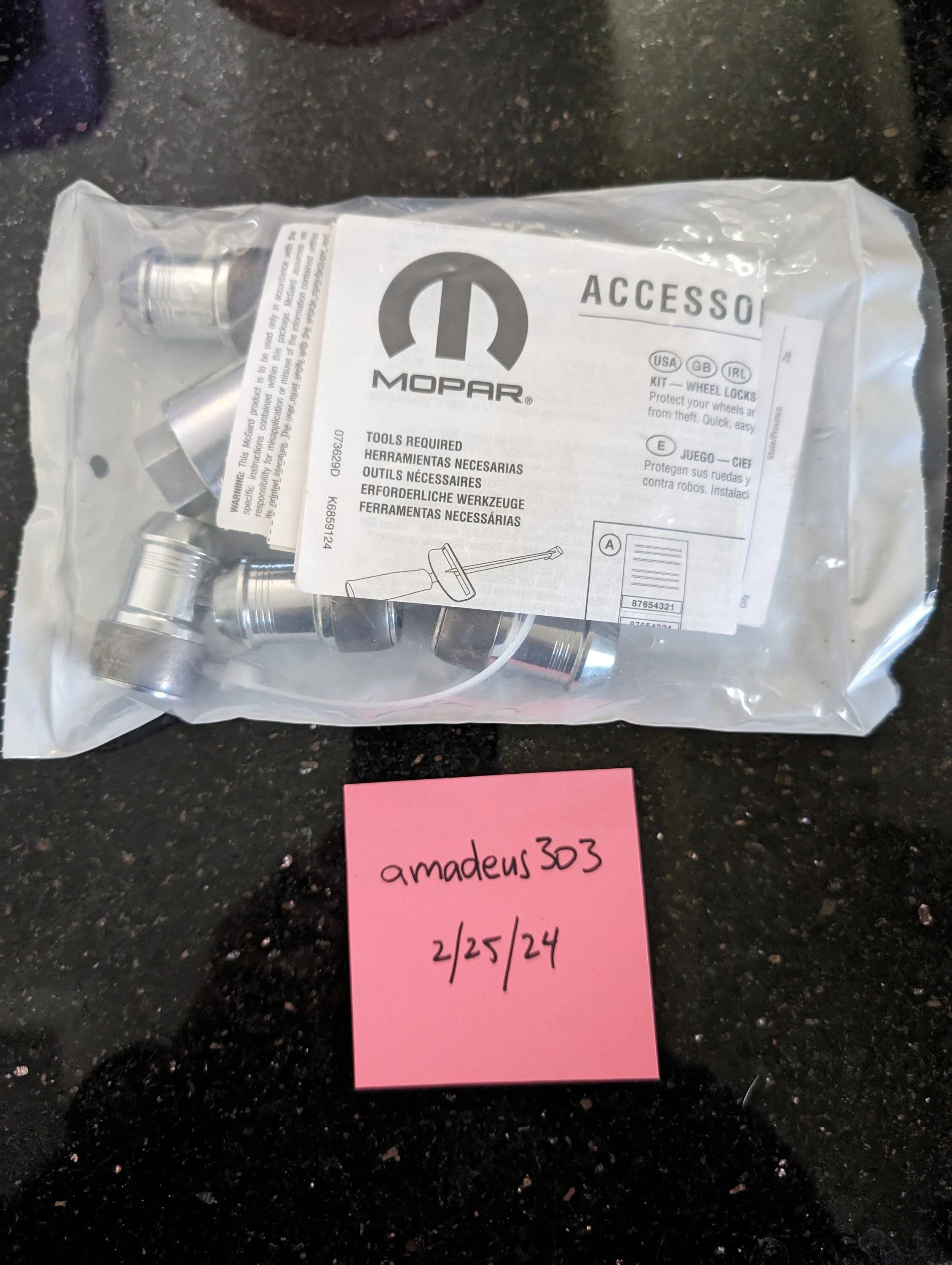 Jeep Gladiator FS: 2 Sets OEM Mopar Wheel Locks 1000006284