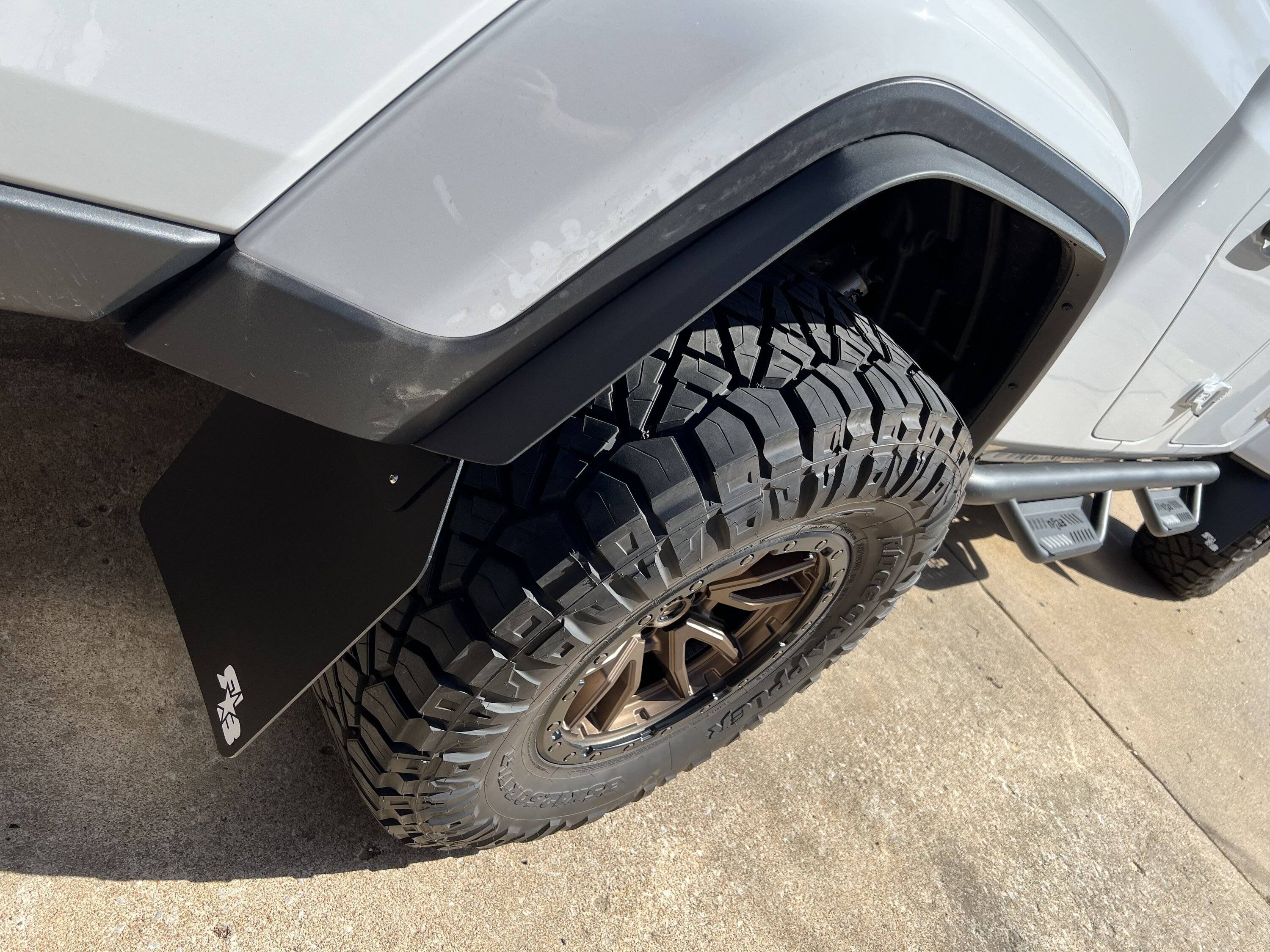 Jeep Gladiator Xtreme Recon Fender Extension Instsalled IMG_2661