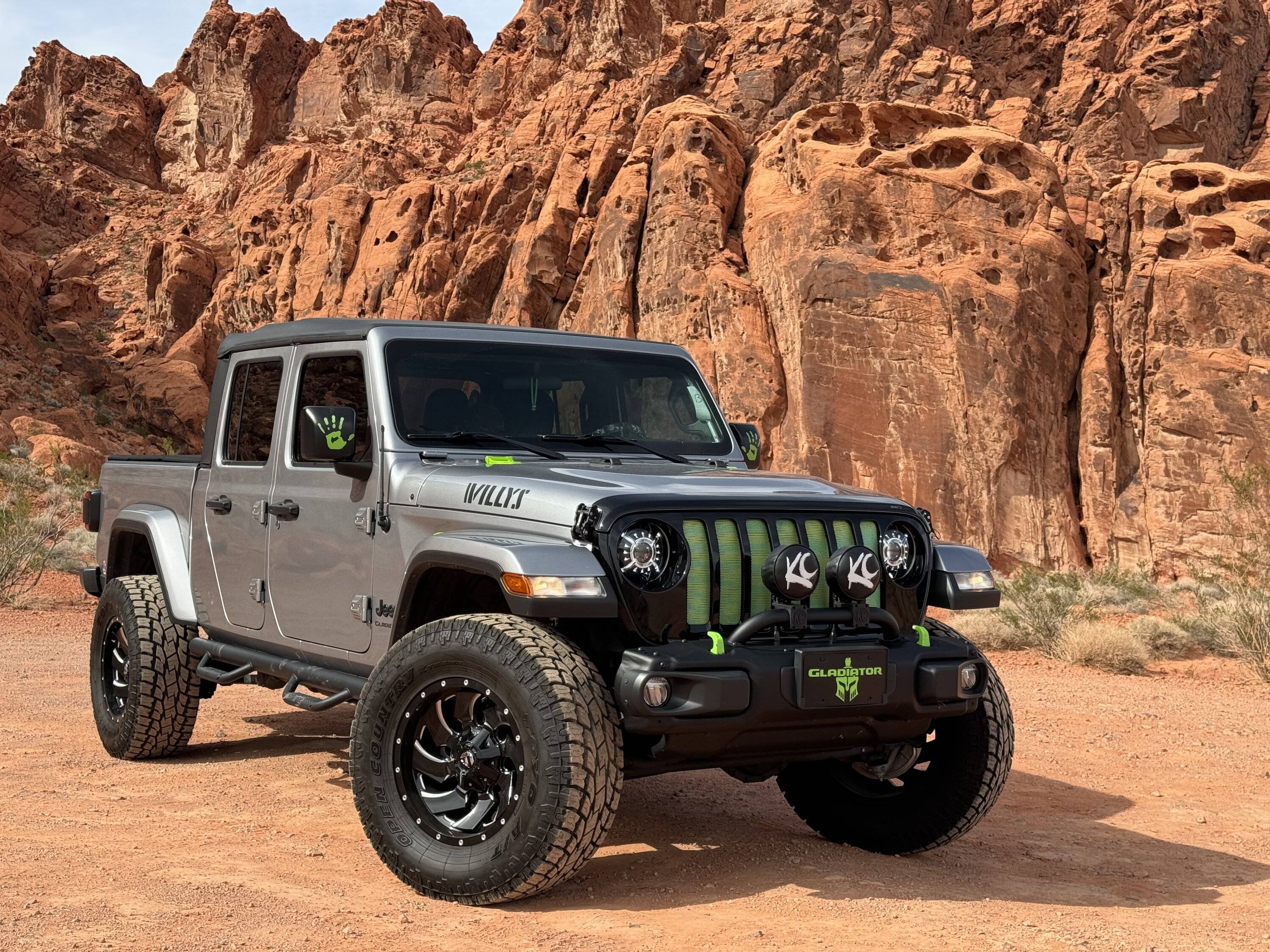 Jeep Gladiator Valley Of Fire is a total Jeep vibe... IMG_2402