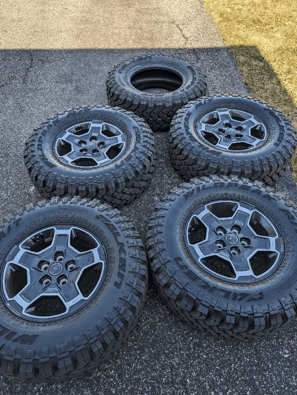 Jeep Gladiator FS: Mojave Wheel/Tire/TPMS Takeoffs 1000006303