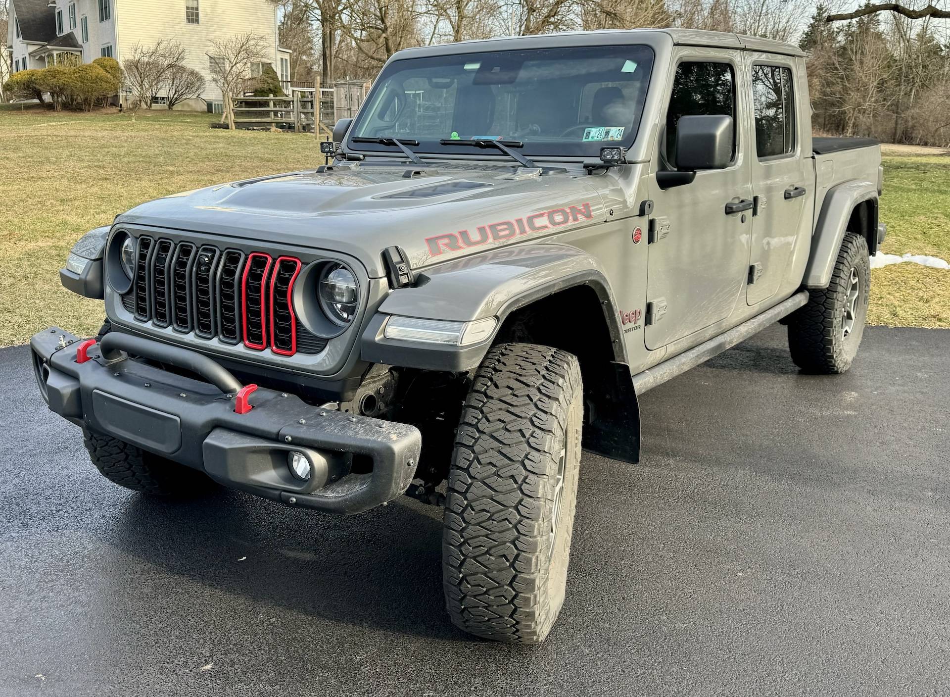 Jeep Gladiator 2024 + Jeep Wrangler JL/ JT Grille Pinstripes Inlays IMG_0952
