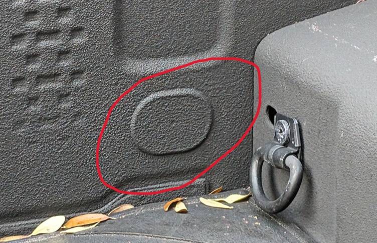 Jeep Gladiator Removeable? PXL_20240226_231548051