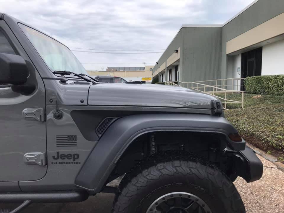 Jeep Gladiator Jeep Gladiator Side Vents 2018+ vent extended.JPG