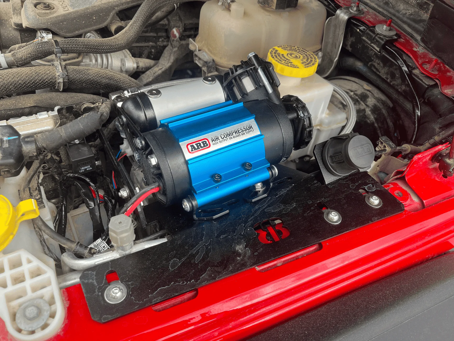Jeep Gladiator Aftermarket Aux switch control IMG_5234