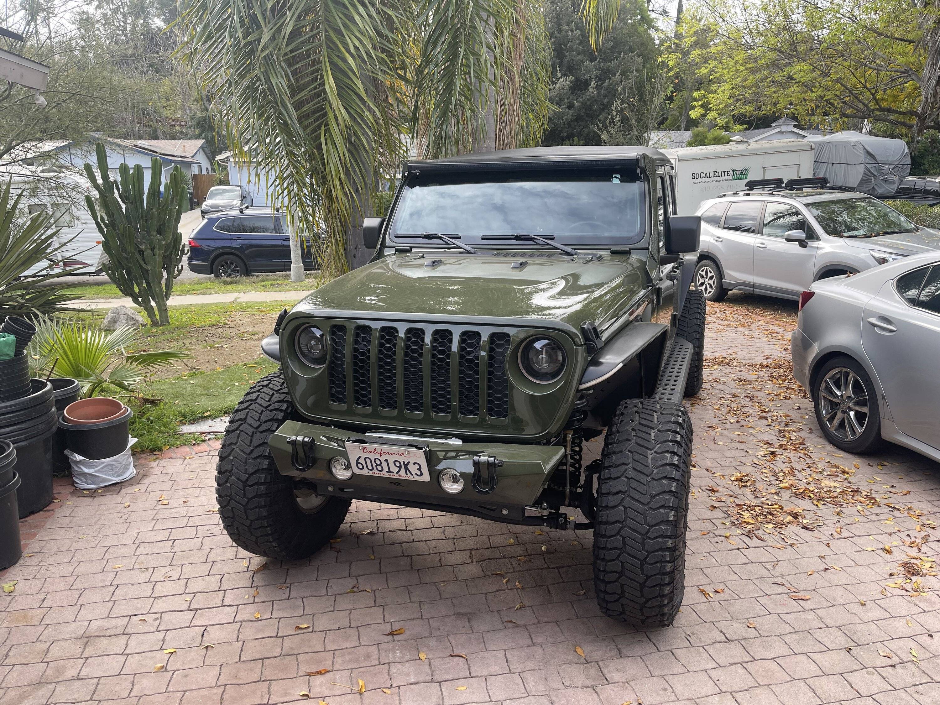 Jeep Gladiator Front Bumper no winch IMG_2219