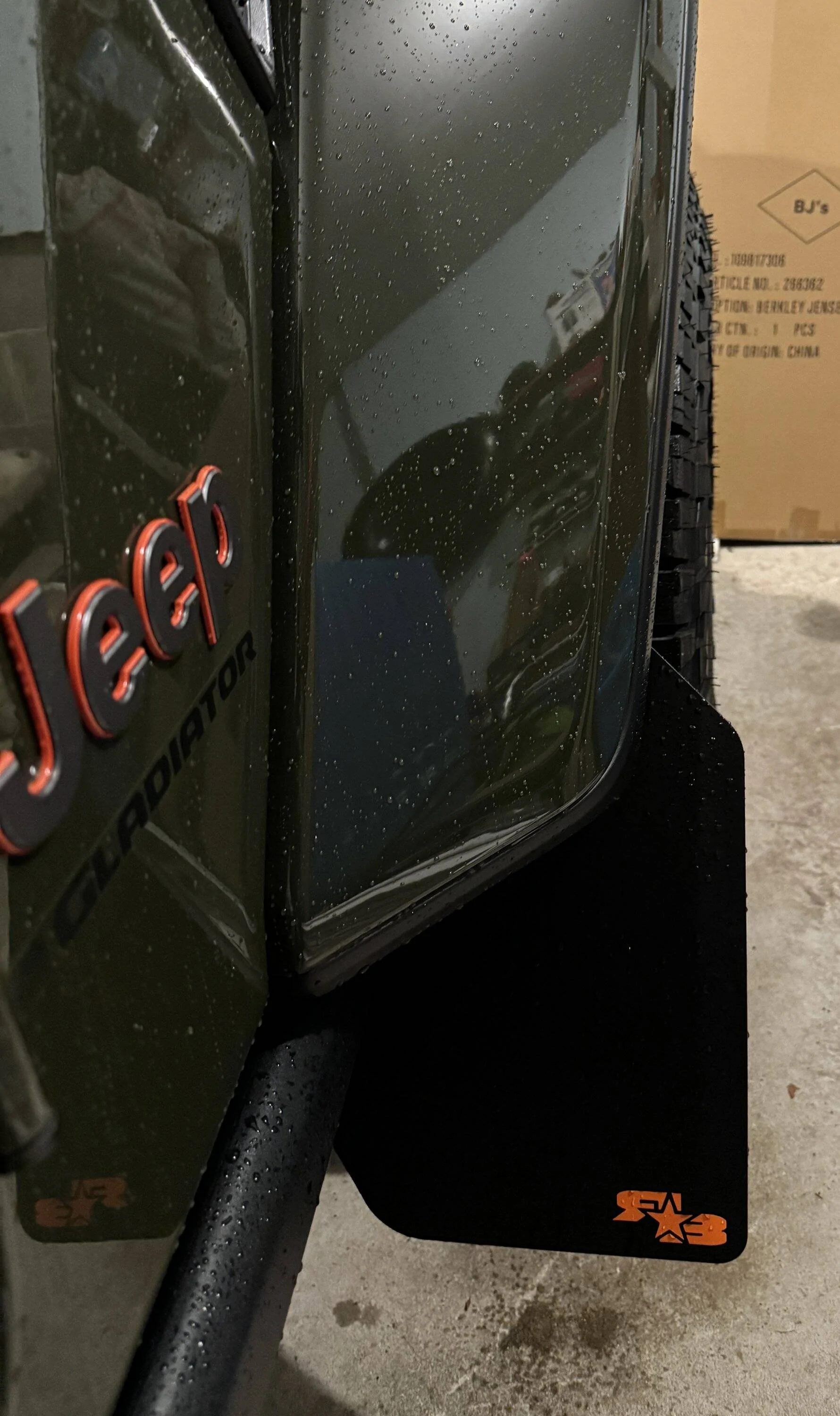 Jeep Gladiator Mud flaps, again IMG_0707