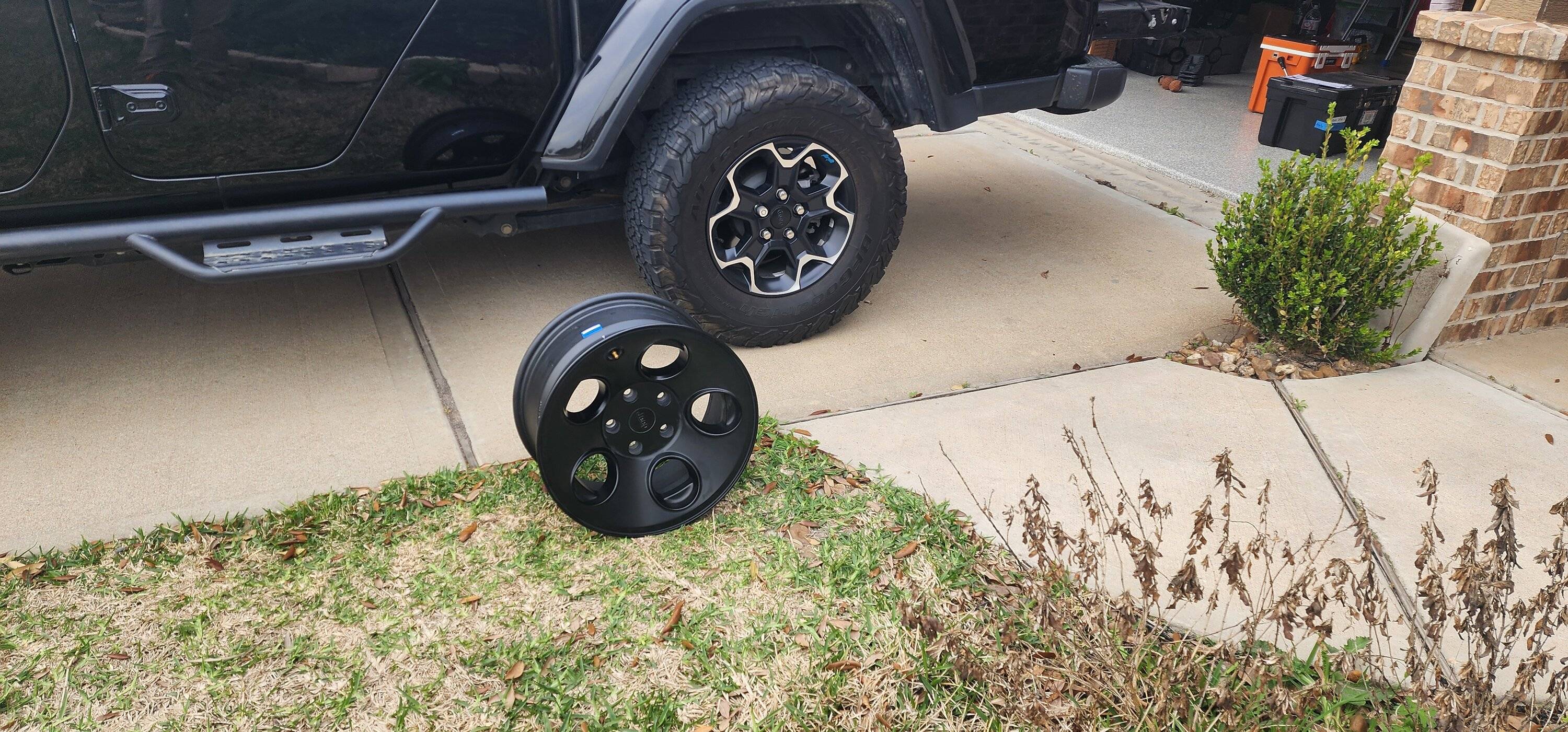 Jeep Gladiator JK AEV SAVEGRE Wheels on JT 1000033624