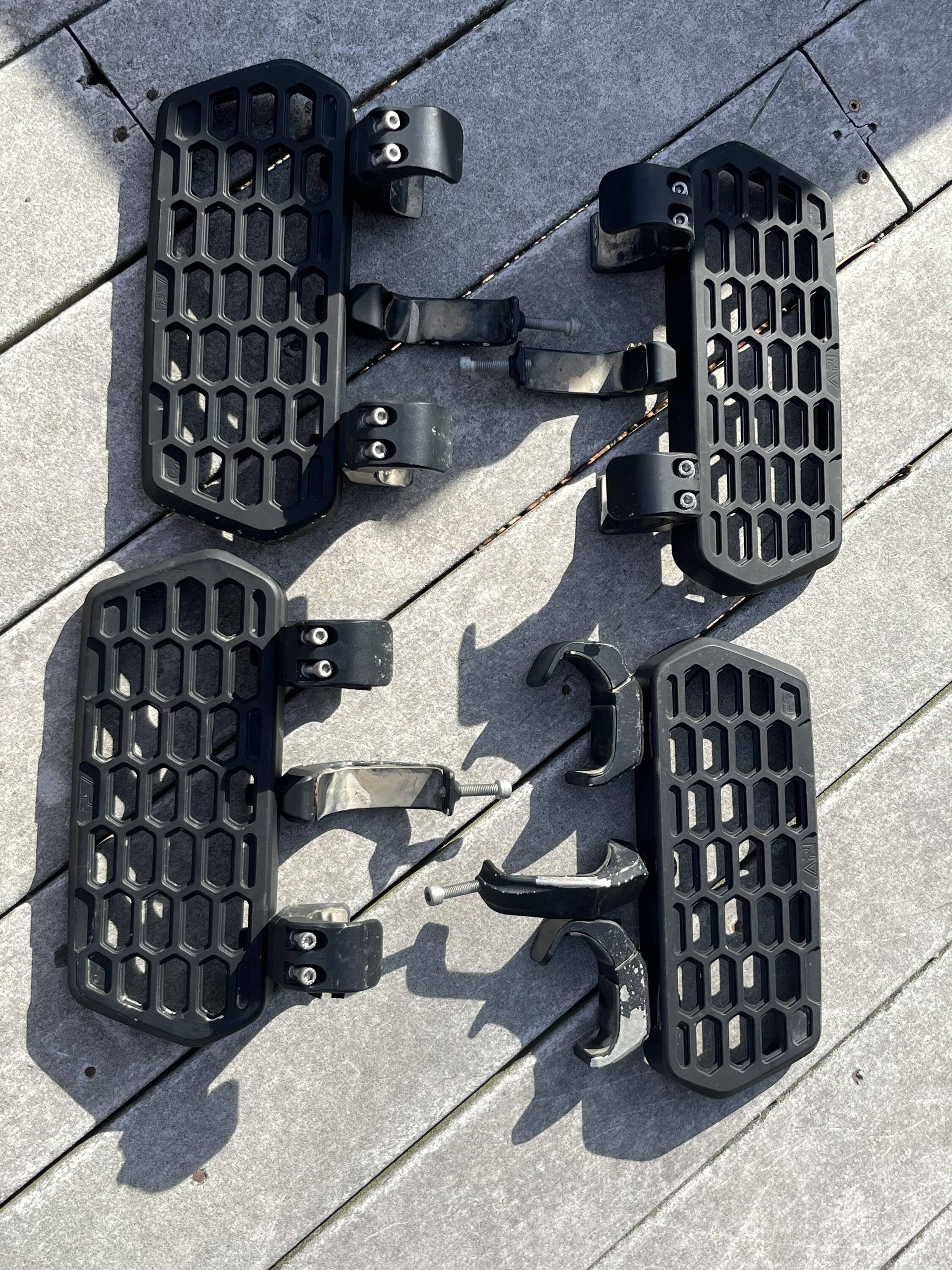 Jeep Gladiator Archetype steps IMG_7655