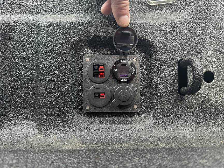 Jeep Gladiator Auxiliary Switches -  Wire Ampacity Questions BedPanel4.JPG